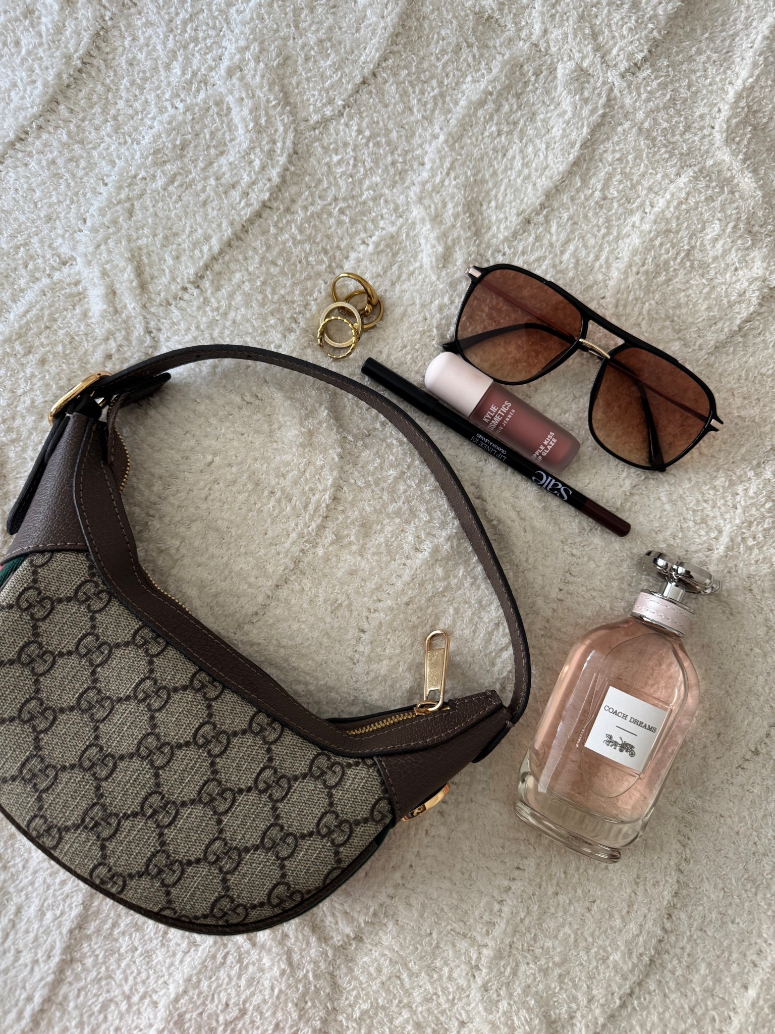 Current fave things 😍

#LTKStyleTip #LTKItBag #LTKBeauty