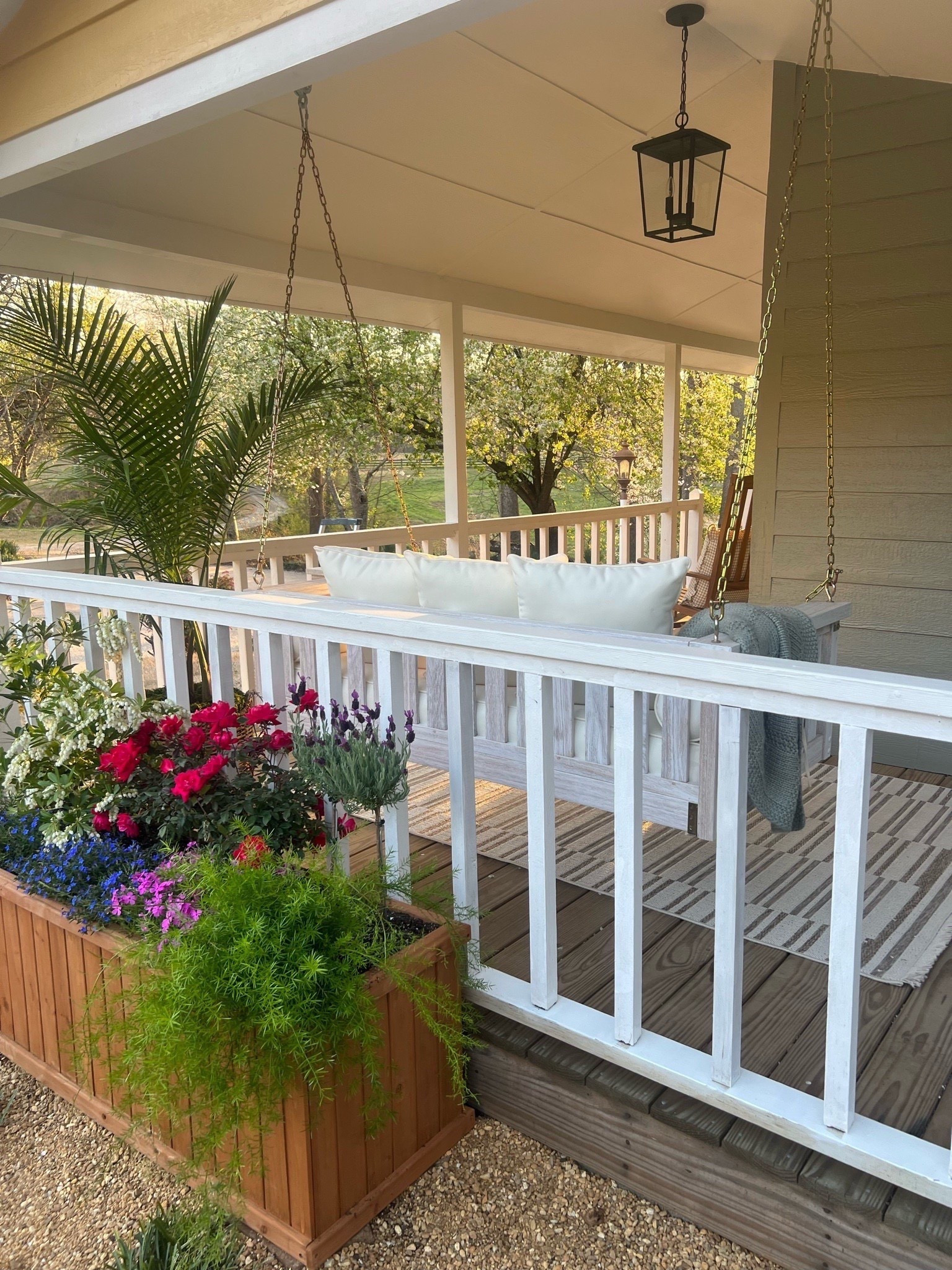 Outdoor porch furniture, front porch, planter box, spring front porch decor ideas, home decor #porch





#LTKSeasonal #LTKSaleAlert #LTKHome