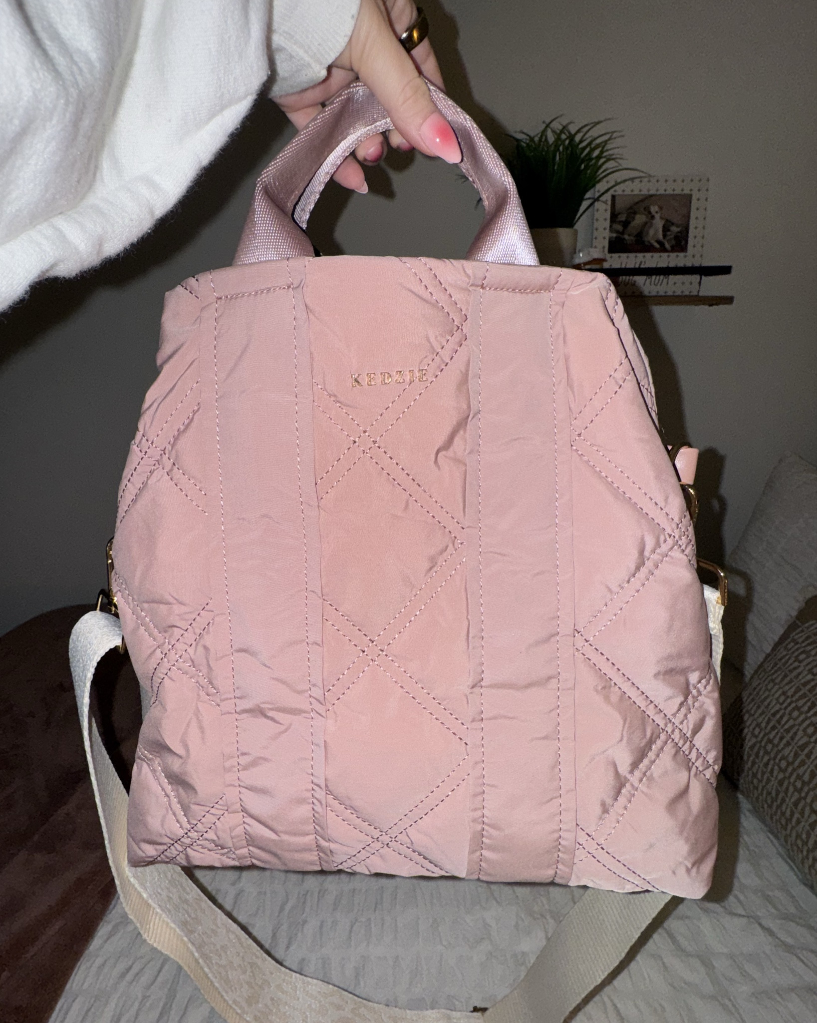 @kedziebags #MadeForEveryMoment #YourBagYourWay #Ad

#LTKItBag #LTKTravel #LTKFindsUnder100