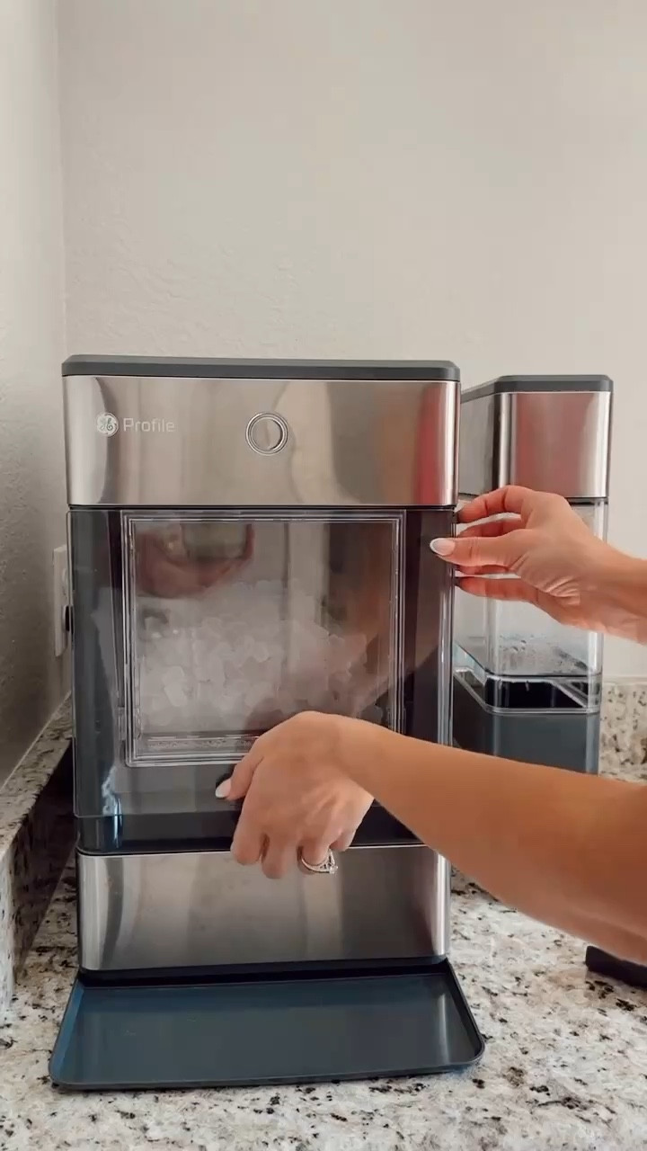 If you’ve been eyeing this, it’s on CYBER MONDAY deal! 😮🚨🙌🏼

#LTKSaleAlert #LTKHome #LTKCyberWeek