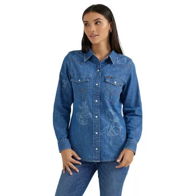 Wrangler Women's Vintage Cowboy Snap Shirt | Tractor Supply