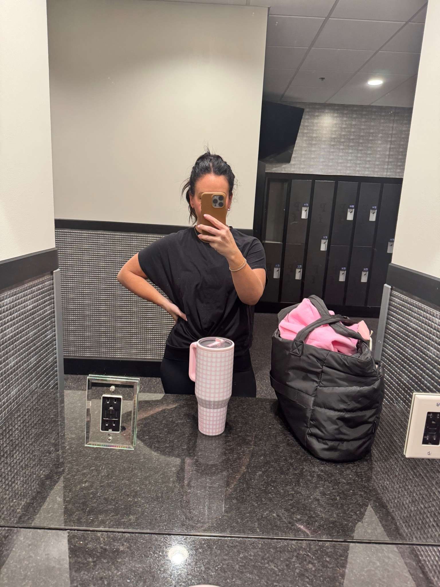 Proud of myself for going to the gym! 

#LTKActive #LTKFindsUnder50 #LTKStyleTip