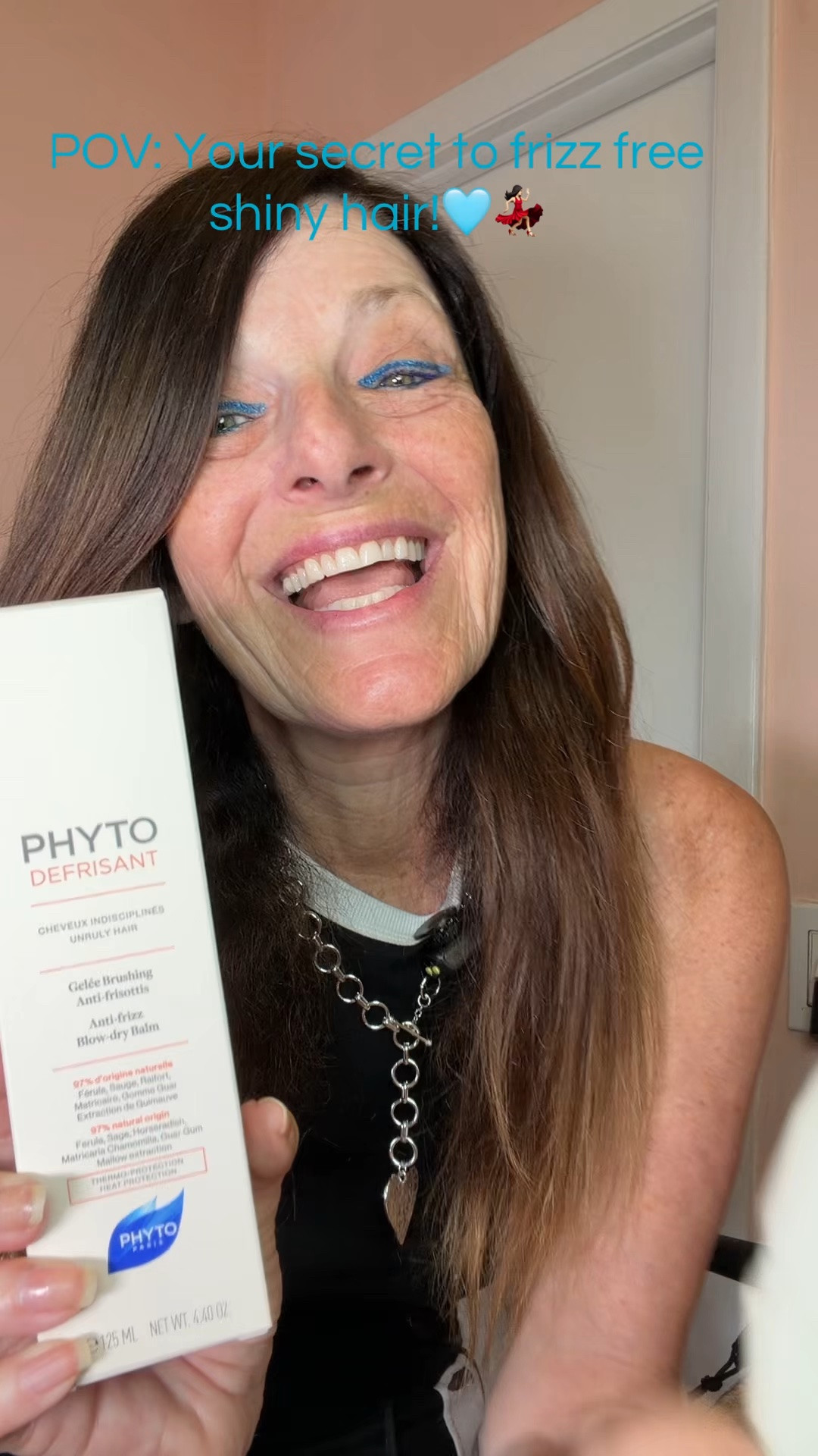 Phytodefrisant has been part of my hair routine for years! It tames the frizz & leaves hair shiny! C’est magnifique!🩵💃🏻

#LTKBeauty #LTKdayinmylife #LTKgrwm