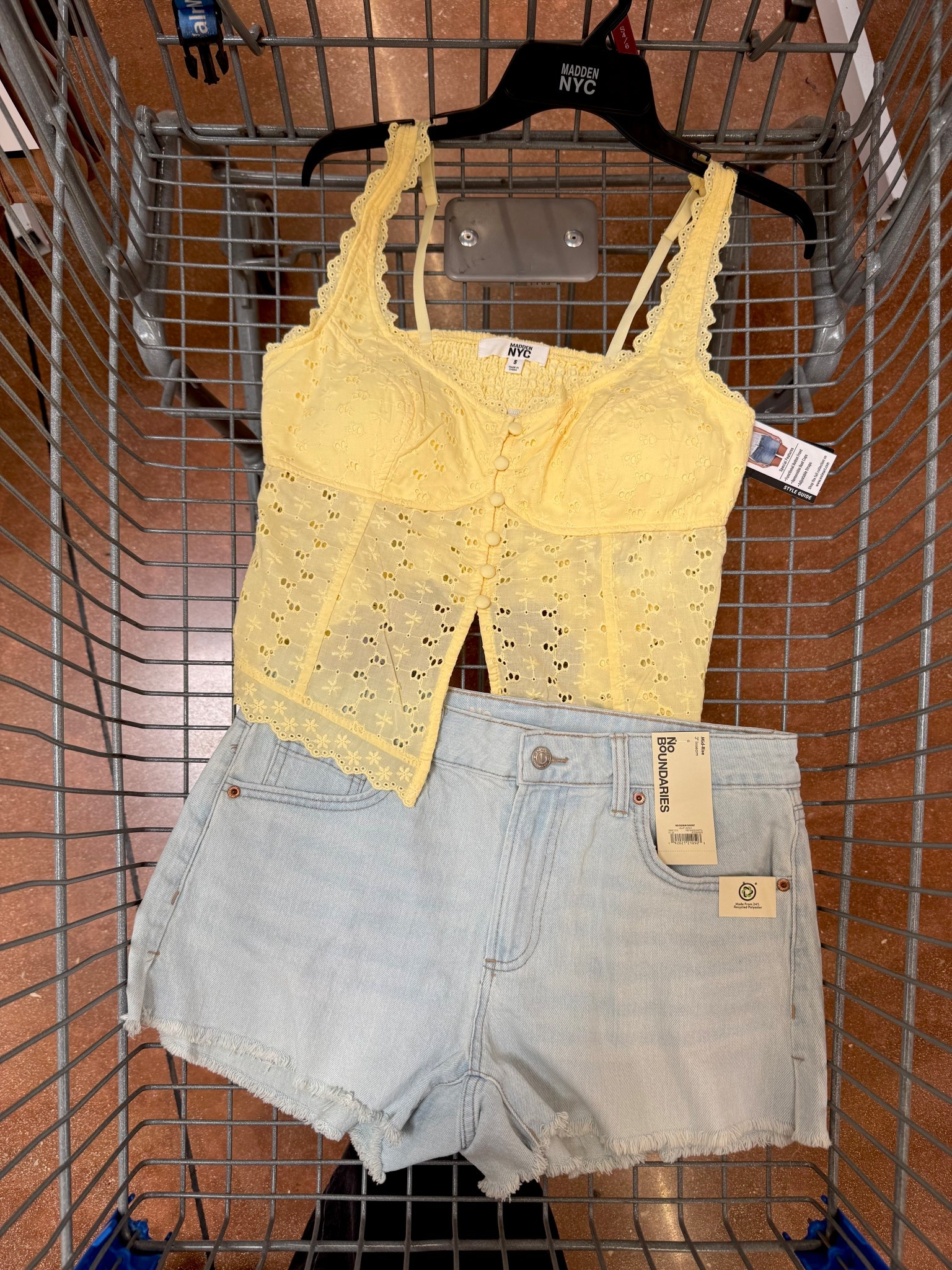 Walmart outfit idea 💛

#LTKootd #LTKgrwm #LTKFestival