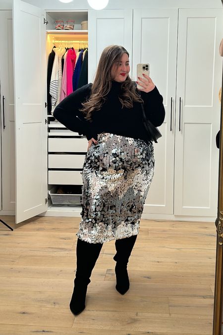 Plus size sequin skirt and turtleneck holiday outfit 

#LTKcurves