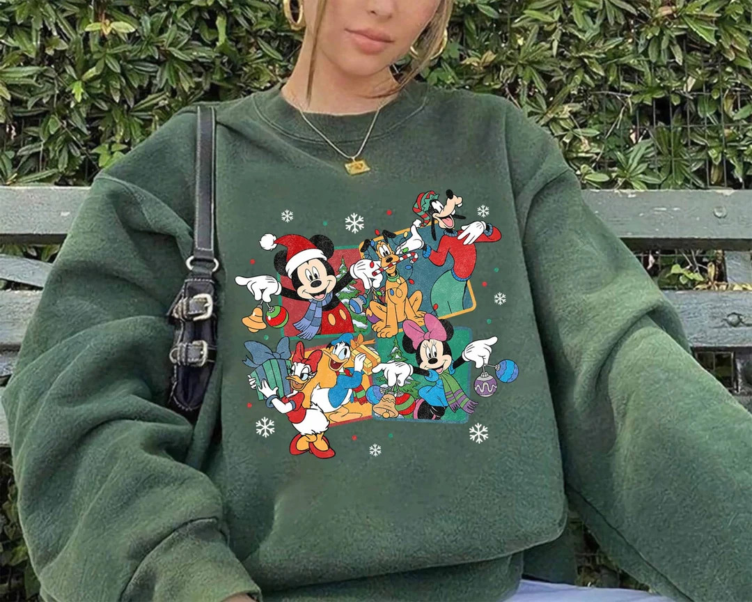 Retro Disney Christmas Sweatshirt Mickey and Friends - Etsy | Etsy (US)