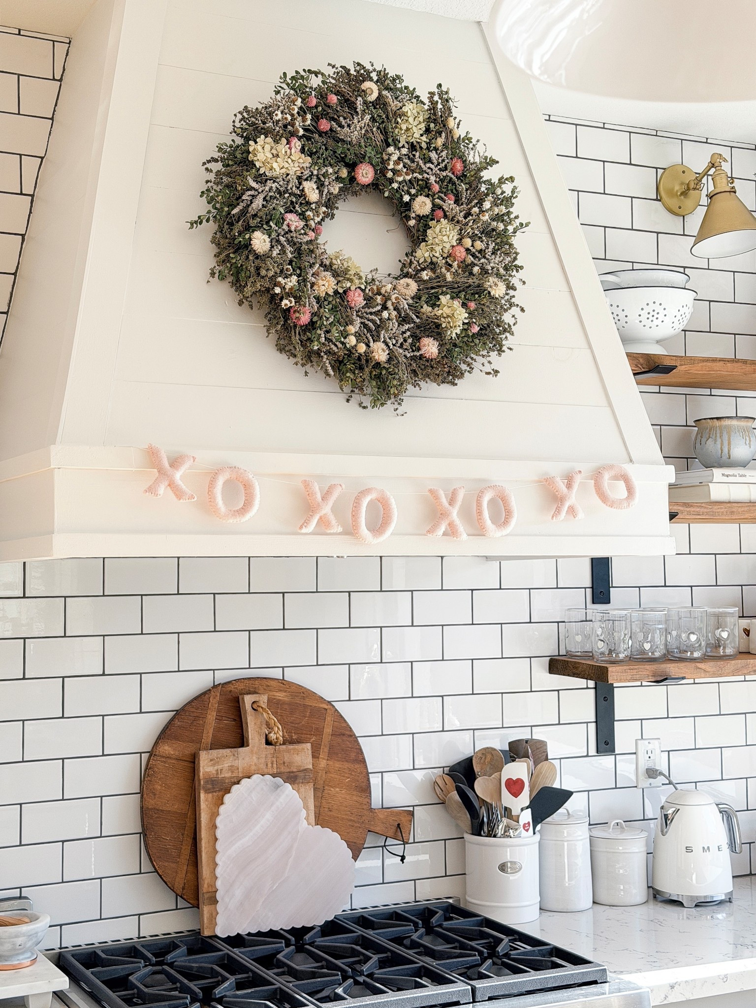 Pretty in pink kitchen area 

#LTKHome #LTKValentine #LTKSeasonal