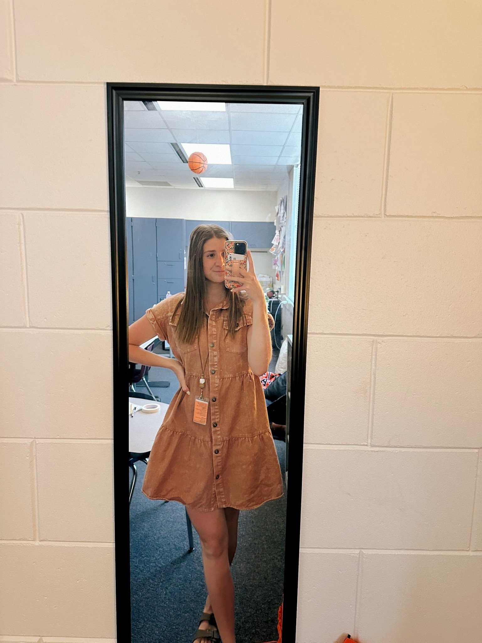 Spring teacher denim dress 

#LTKSeasonal #LTKFindsUnder100 #LTKWorkwear