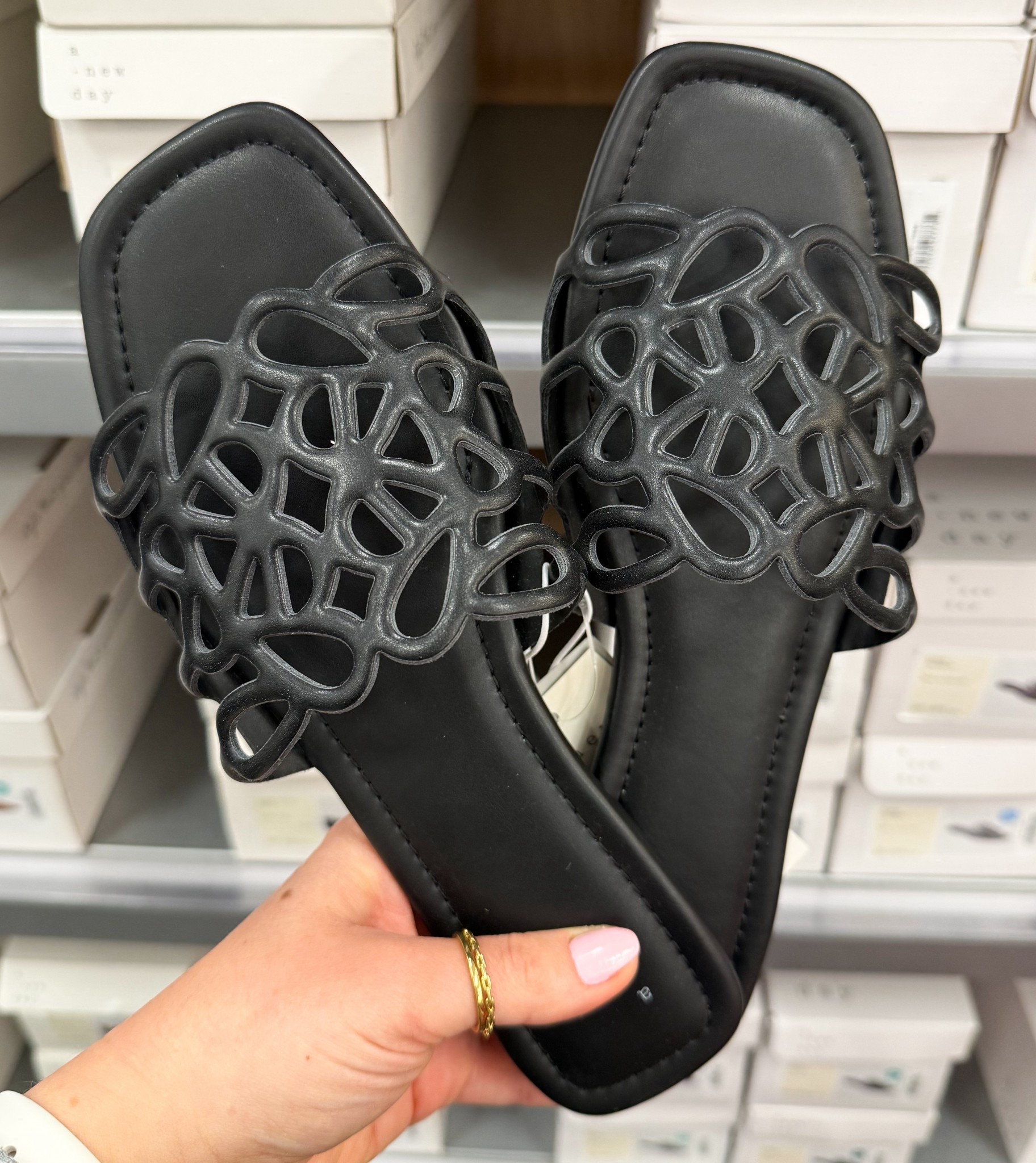 Cute new Target slides

@Target 
#target #targetsandals #slides #springshoes

Slides, sandals, flip flops, affordable style, affordable fashion, beach outfit, vacation style, casual style, everyday style 

#LTKSeasonal #LTKootd #LTKdayinmylife