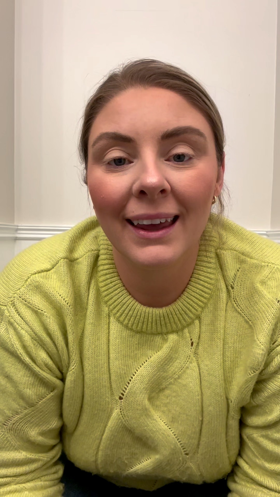 An eye shadow tutorial, plus an update for my podcast!

Of course, I couldn’t find any Morphe palettes, as the one I have is very old! I also had to tag different brushes, but tried to keep them very similar with what I use. 

If you have questions, let me know!



#LTKBeauty