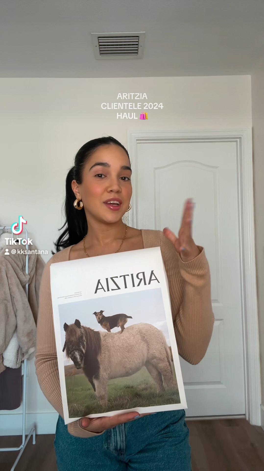 Aritzia clientele, Aritzia sale, aritzia style, summer fashion, summer outfit, summer style, summer sale

#LTKVideo #LTKSummerSales #LTKSaleAlert