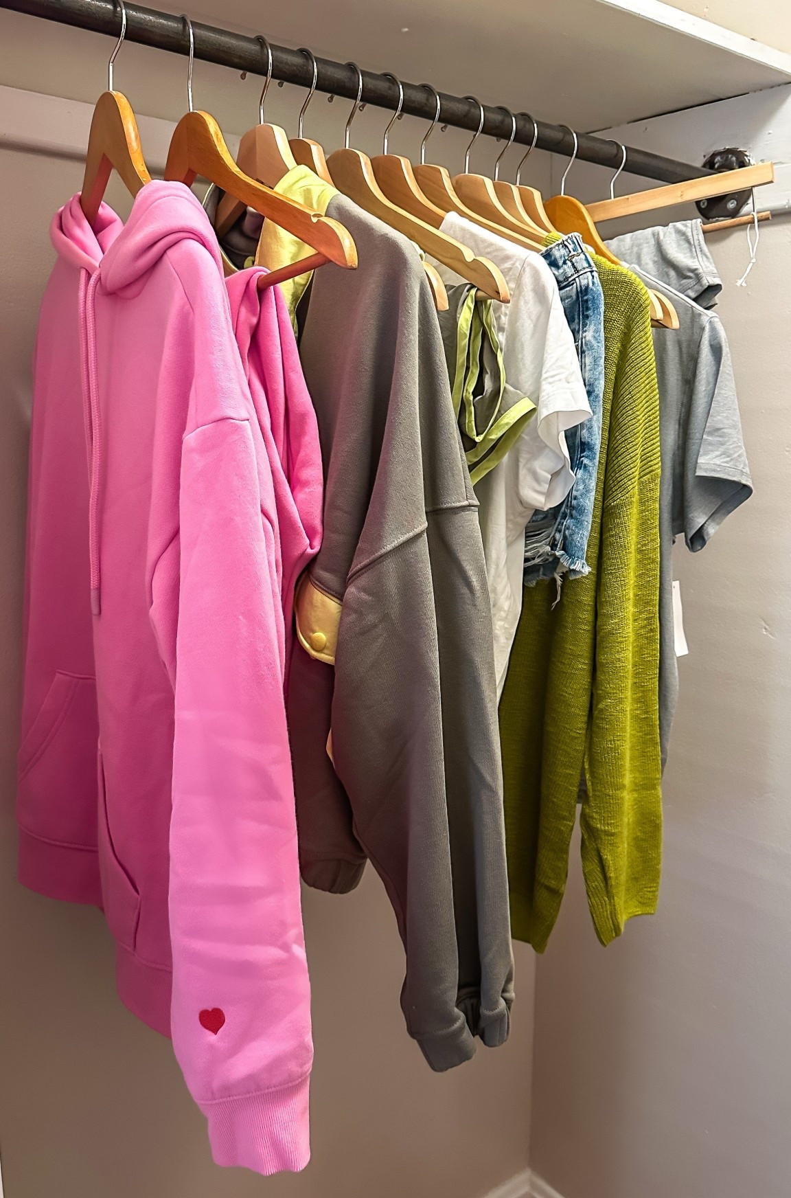 What I packed for a lake house weekend! 

#LTKSaleAlert #LTKSeasonal #LTKFindsUnder50