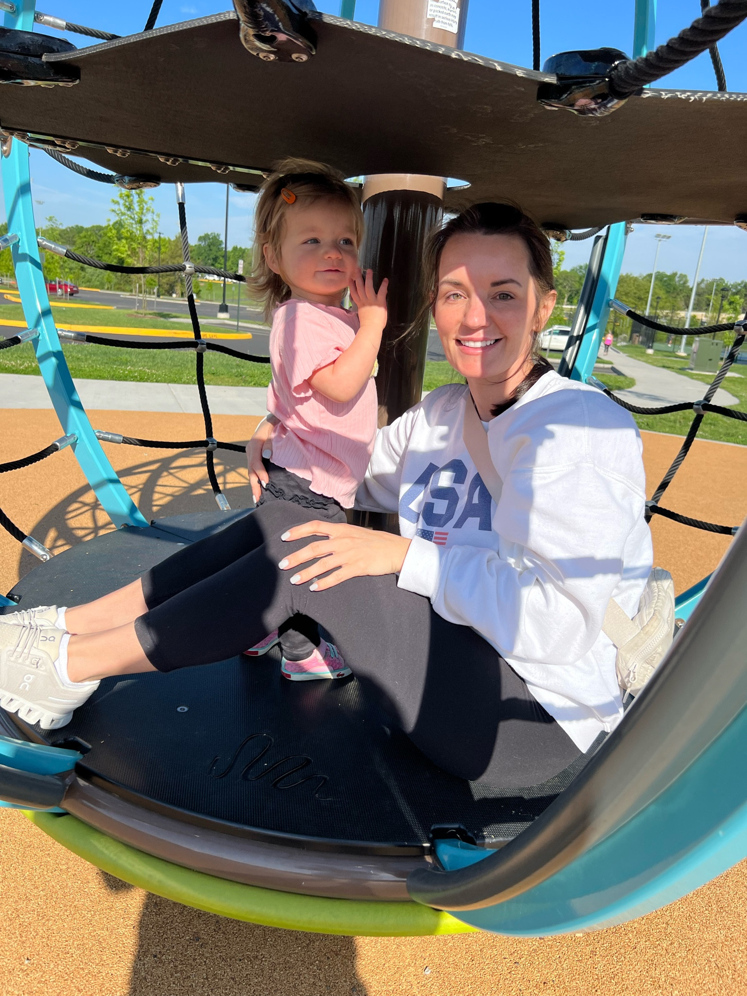 USA sweatshirt 
Memorial Day, 4th of July, Amazon, onrunning, align leggings, lululemon, belt bag