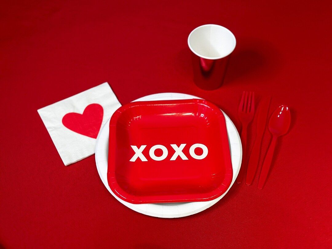 Valentine's Day Tableware Set Red Hugs Kisses XOXO - Etsy | Etsy (US)