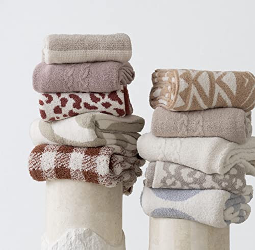 DLUXEV Luxurious Super Soft Throw Blanket, Fluffy Cozy Rust Brown Blanket for Bed, Knit Lightweight Comfy Texture, Chic Wild Cheetah Print Throw for Sofa/Couch, Redwood & Cream Leopard 50"x60" | Amazon (US)