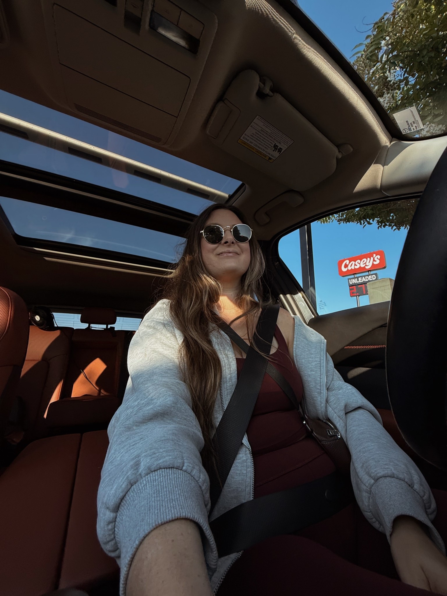 Comfy mom outfit for early fall!!! Fall outfit | fall fashion | comfy outfit | mom outfit 

#LTKSeasonal #LTKMidsize #LTKActive