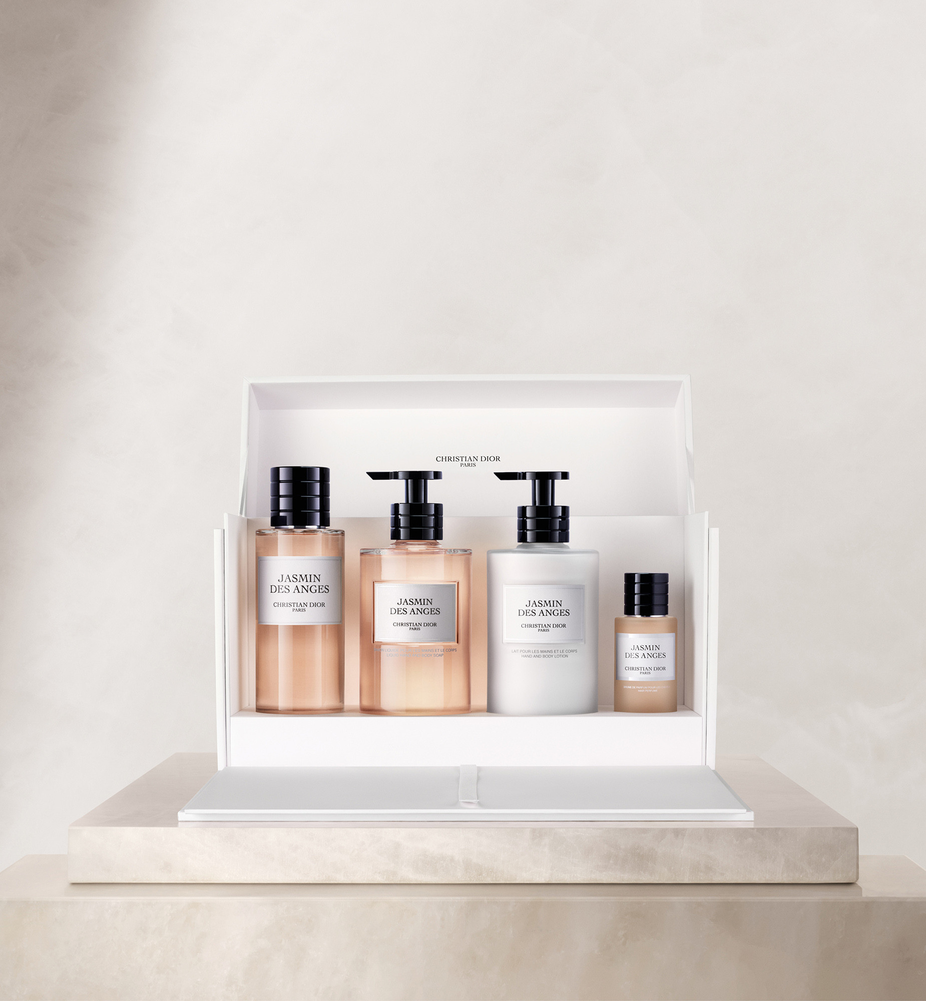 Jasmin des Anges L'Art du Parfumage Set -Eau de Parfum, Liquid Soap, Hydrating Lotion and Hair Perfume | Dior Beauty (US)
