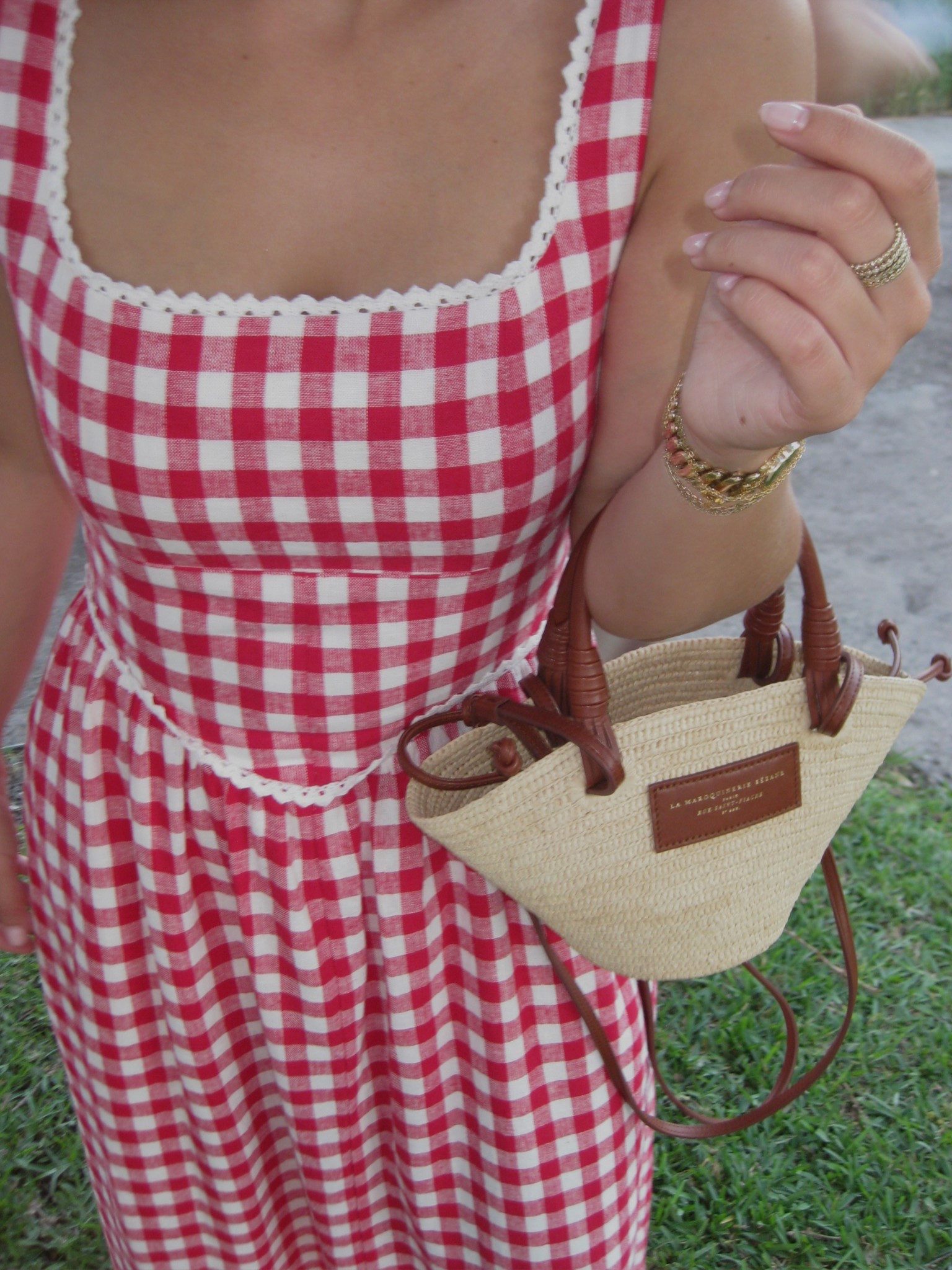 Cutest dress for the 4th of July !!!!
Best 4th of July outfit ever
Most comfortable yet such a stylish dress for everyone 
Under $100 !!! ❣️❣️❣️❣️



Summer find , summer dress , mid dress , midi dress , maxi dress , rafia bag , summer bag , beach bag , Charleston outfits 

#LTKItBag #LTKPetite #LTKStyleTip