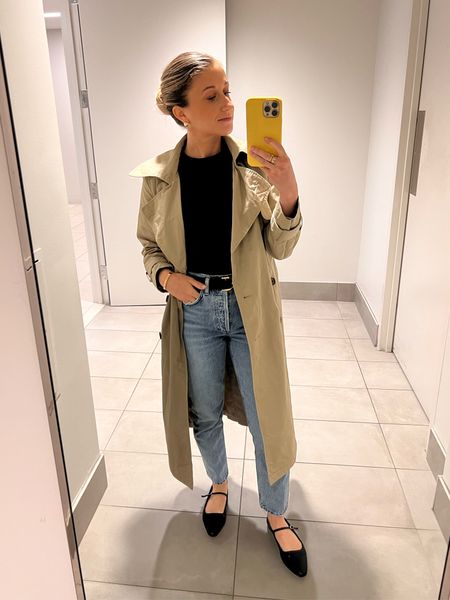 Work OOTD 4.18.2024

Tee - Abercrombie
Belt - J Crew
Trench coat - Banana Republic
Flats - Nordstrom
Hair - dae 
Earrings and phone case - Amazon 

#LTKSeasonal #LTKworkwear #LTKshoecrush