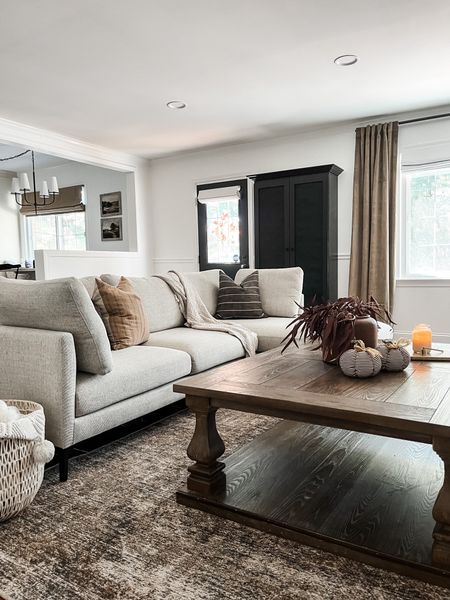 Living room ideas, fall living room, fall decor, Amazon decor, coffee table, chaise sofa 

#LTKhome #LTKSeasonal