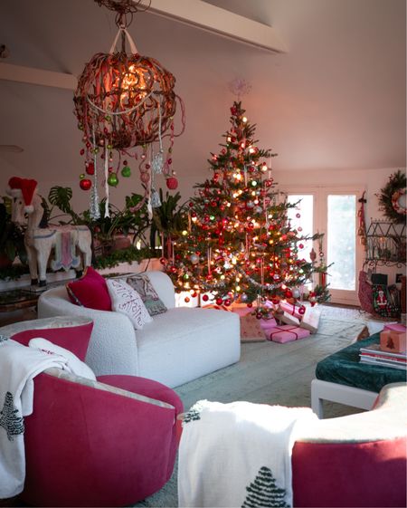 A Merry Nostalgic Christmas Tree 

#LTKHoliday