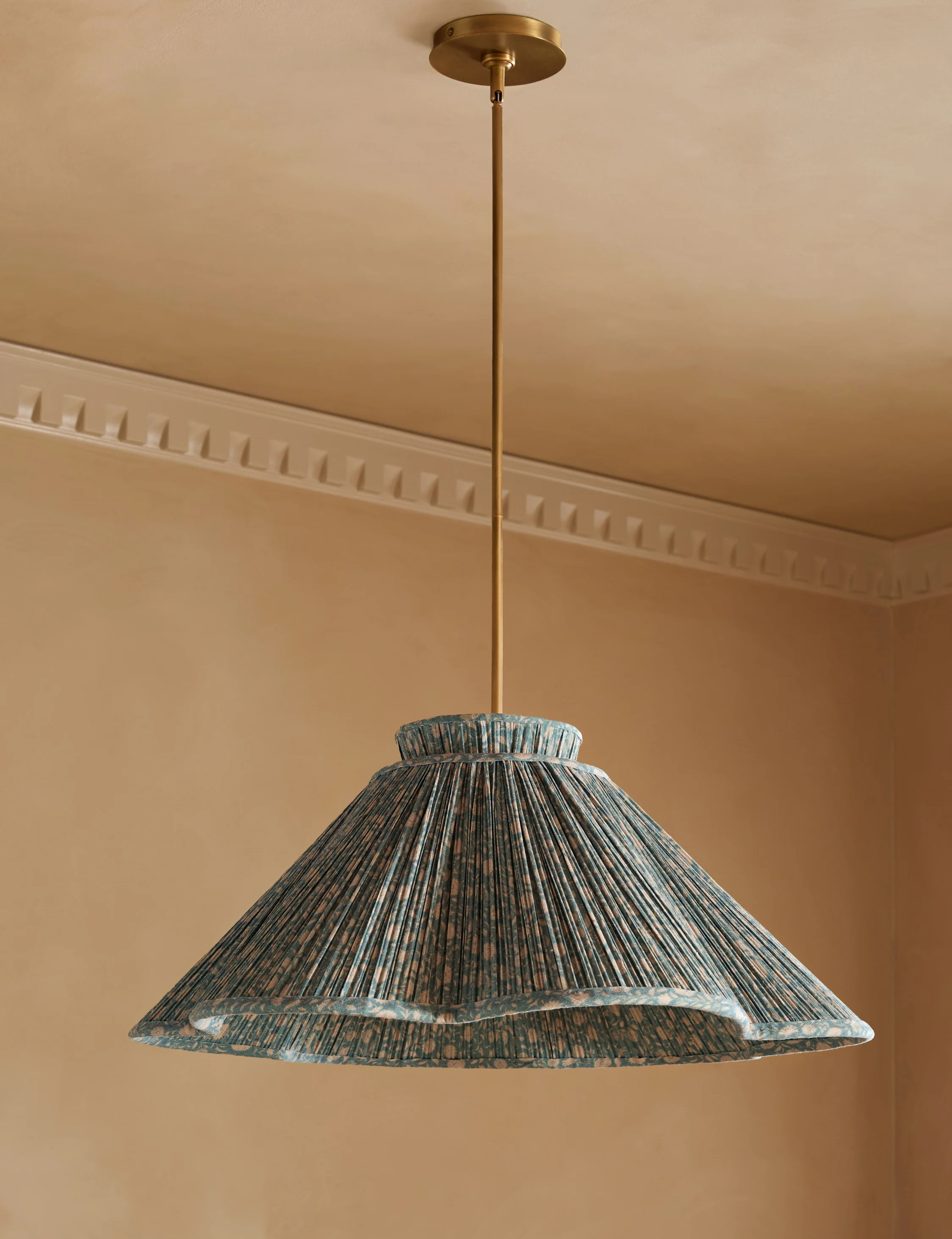 Jordan Pendant Light | Lulu and Georgia 