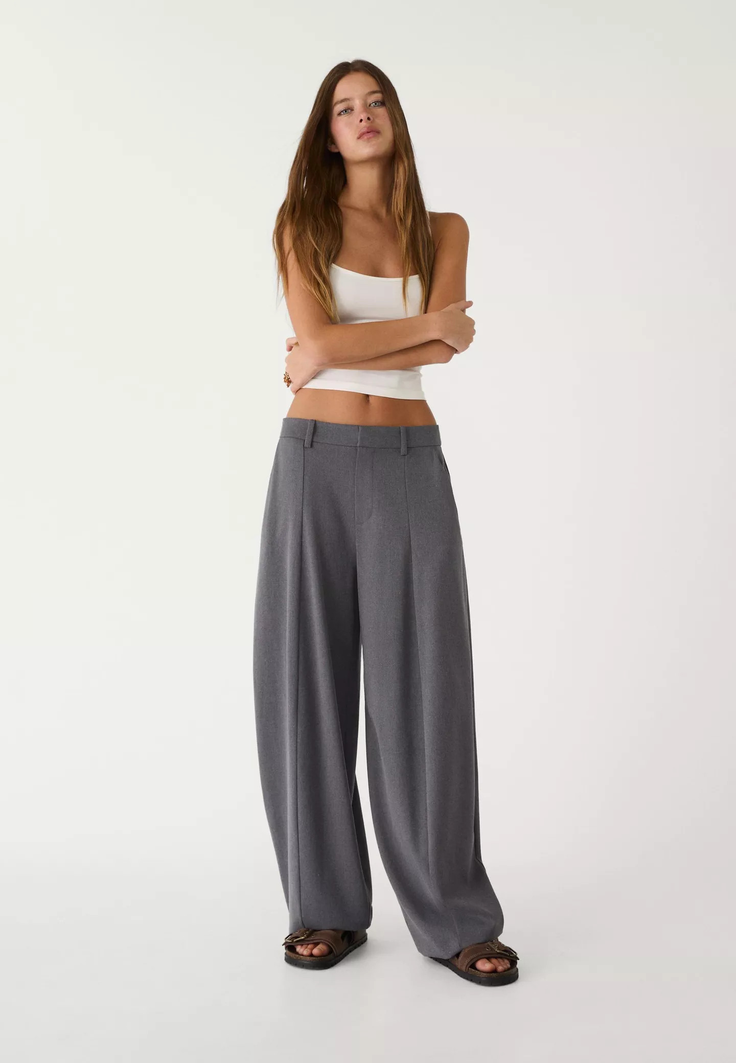 Pantalon habillé baggy à nervures - Pantalons femme | Stradivarius France | Stradivarius (FR)