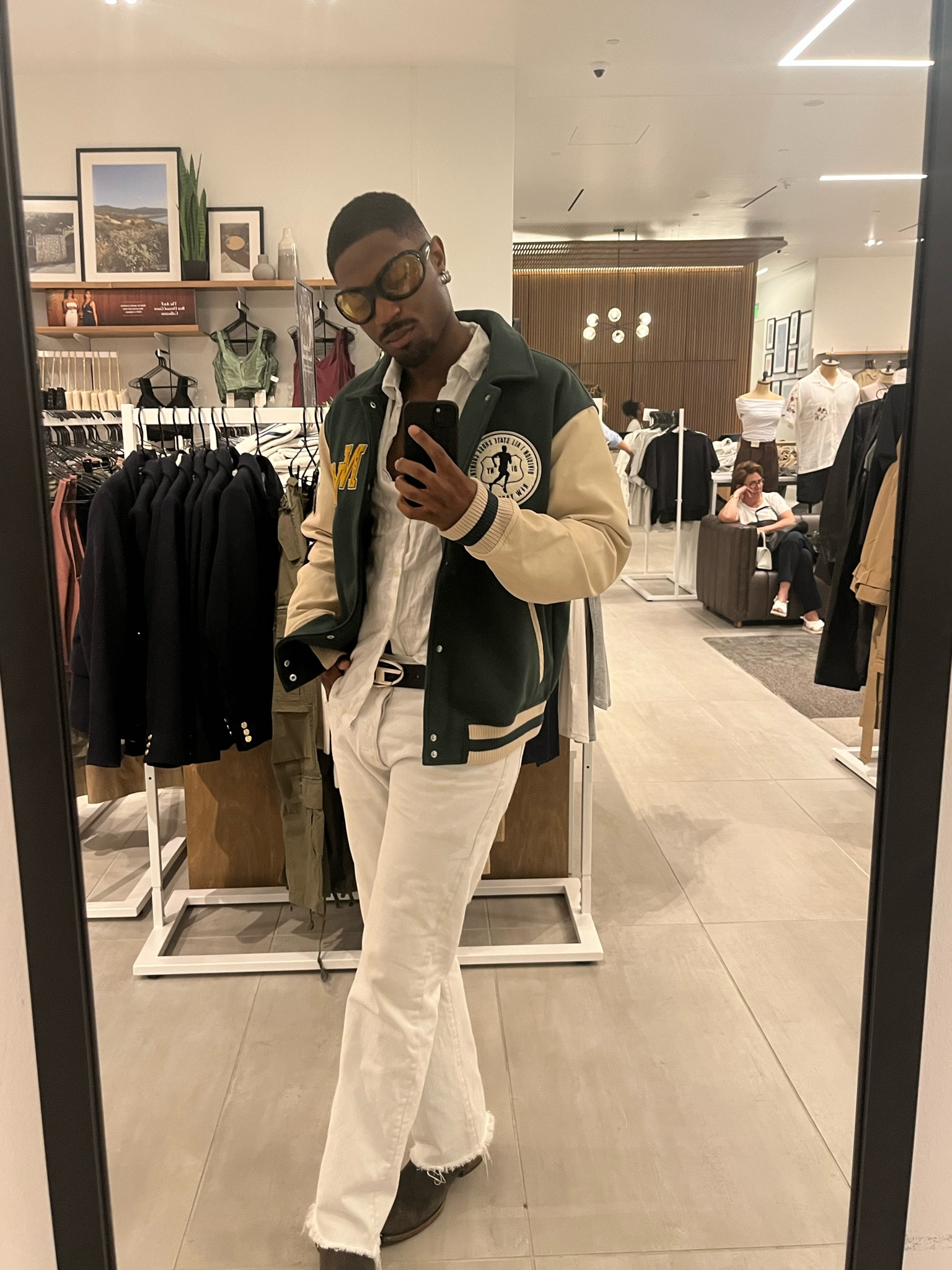 One of my favorite @Abercrombie jackets - versatile enough to rock with any outfit and always with style😎

#LTKU #LTKmens #LTKstyletip