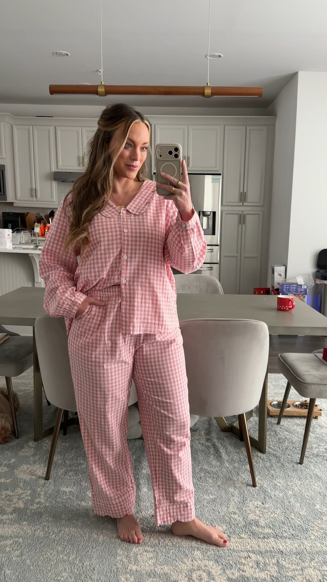 Cutest gingham pjs 🩷 I’m in a large


#LTKmorningroutine #LTKmomlife #LTKMidsize