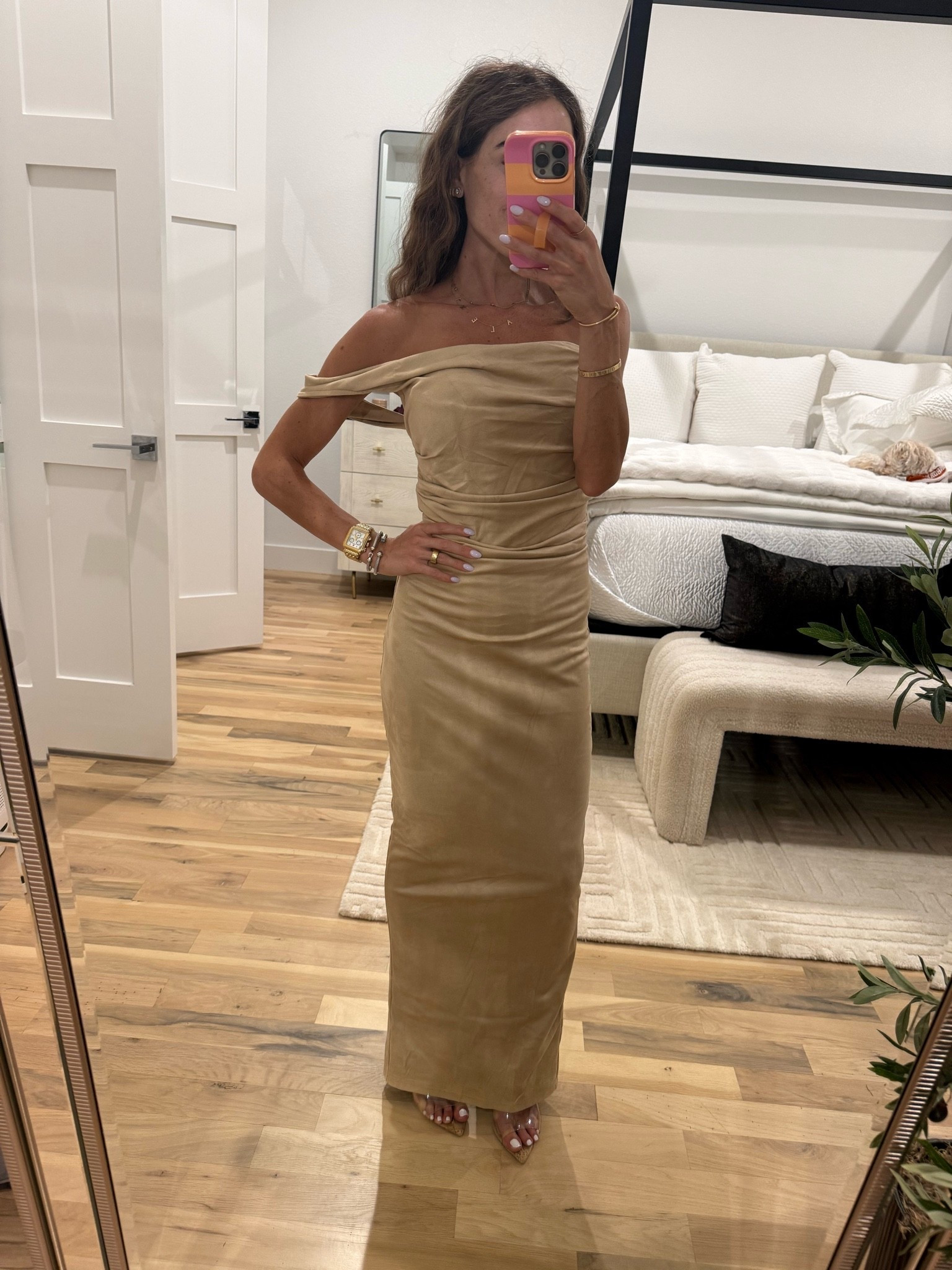 Stunning wedding guest dress for fall! Wearing size xs and petite friendly

#LTKPetite #LTKWedding #LTKSeasonal