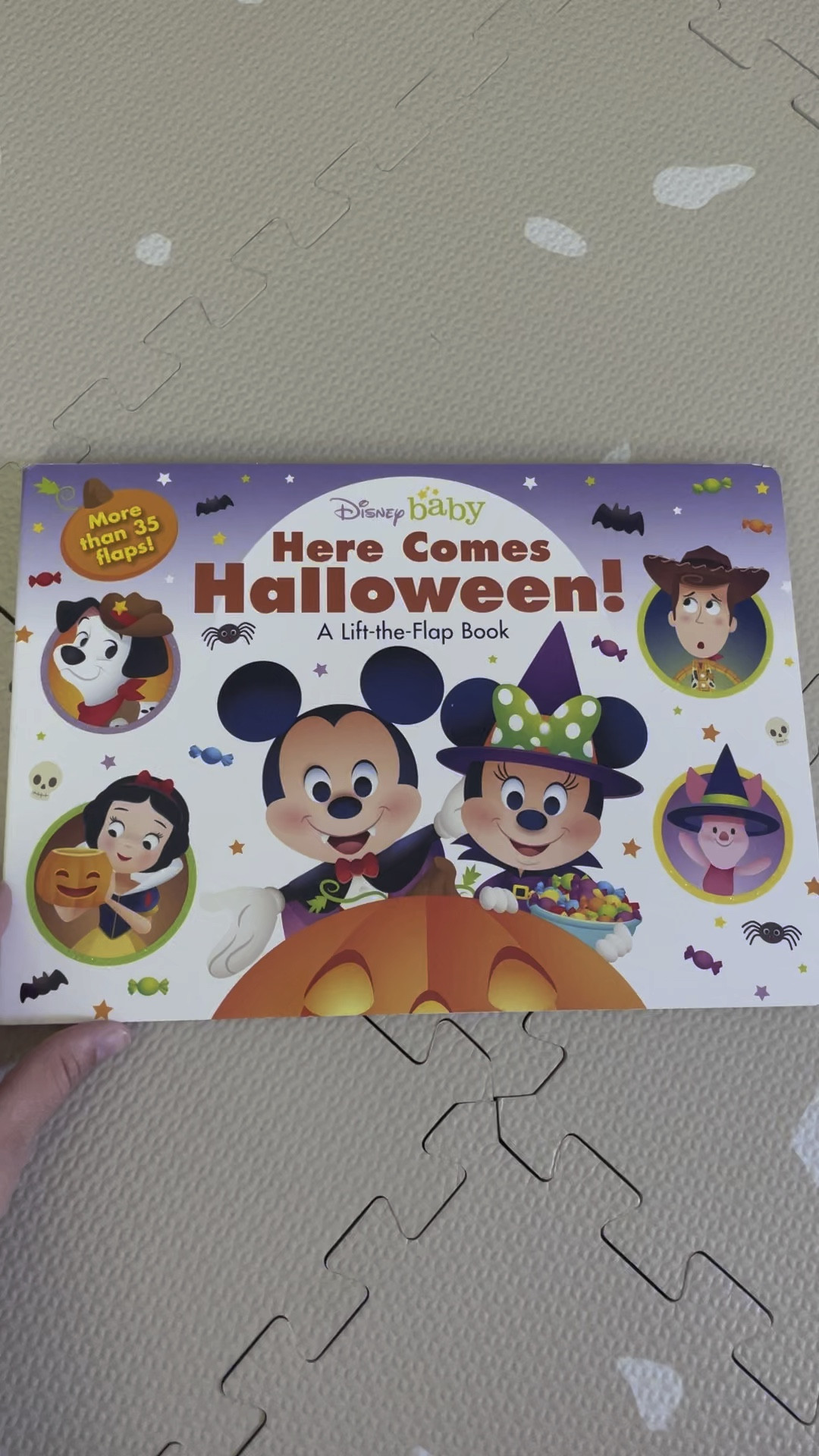 This Disney baby Halloween lift a flap book is such a good size for interactive reading with your little one! 

Hurry though this has low stock! 

#LTKKids #LTKBaby #LTKSeasonal