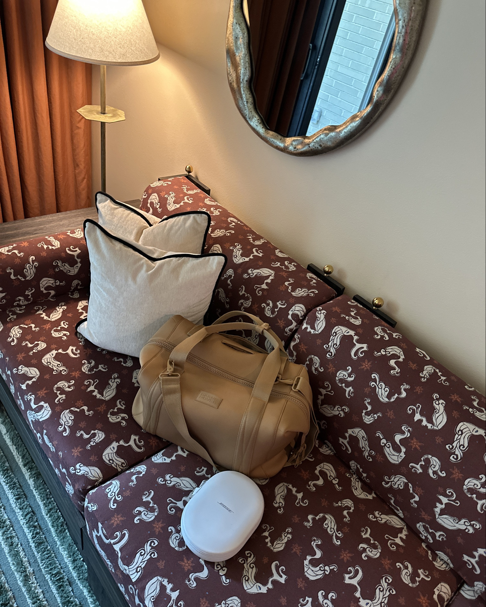 Sharing what is packed in my carry on,
The absolute non negotiables that I have to have with me while traveling from skincare and beauty devices to headphones, hydrating packs, vitamins and debloating packets. 

#LTKBeauty #LTKFindsUnder50 #LTKTravel