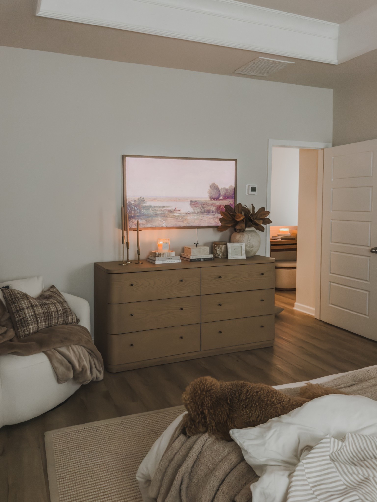 #AD #founditonAmazon @Amazon 

TV that doubles as art. The Hisense Canvas Art TV has an anti-glare display and a built-in brain for sleek, slim mounting that looks beautiful on the wall. It’s included in the Amazon Prime Deals along with my favorite cordless sconces, motorized roman shades, and the Amazon Alexa that helps keep our family on track. 

#LTKSeasonal #LTKHome #LTKSaleAlert