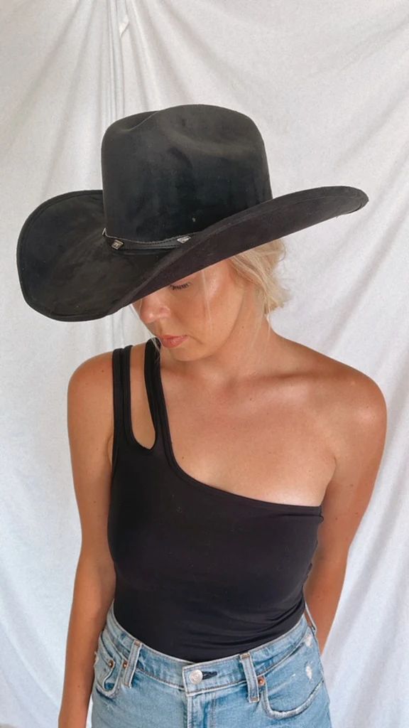 NEW!! The "Dolly" Faux Suede Cowboy Hat in Black | Glitzy Bella