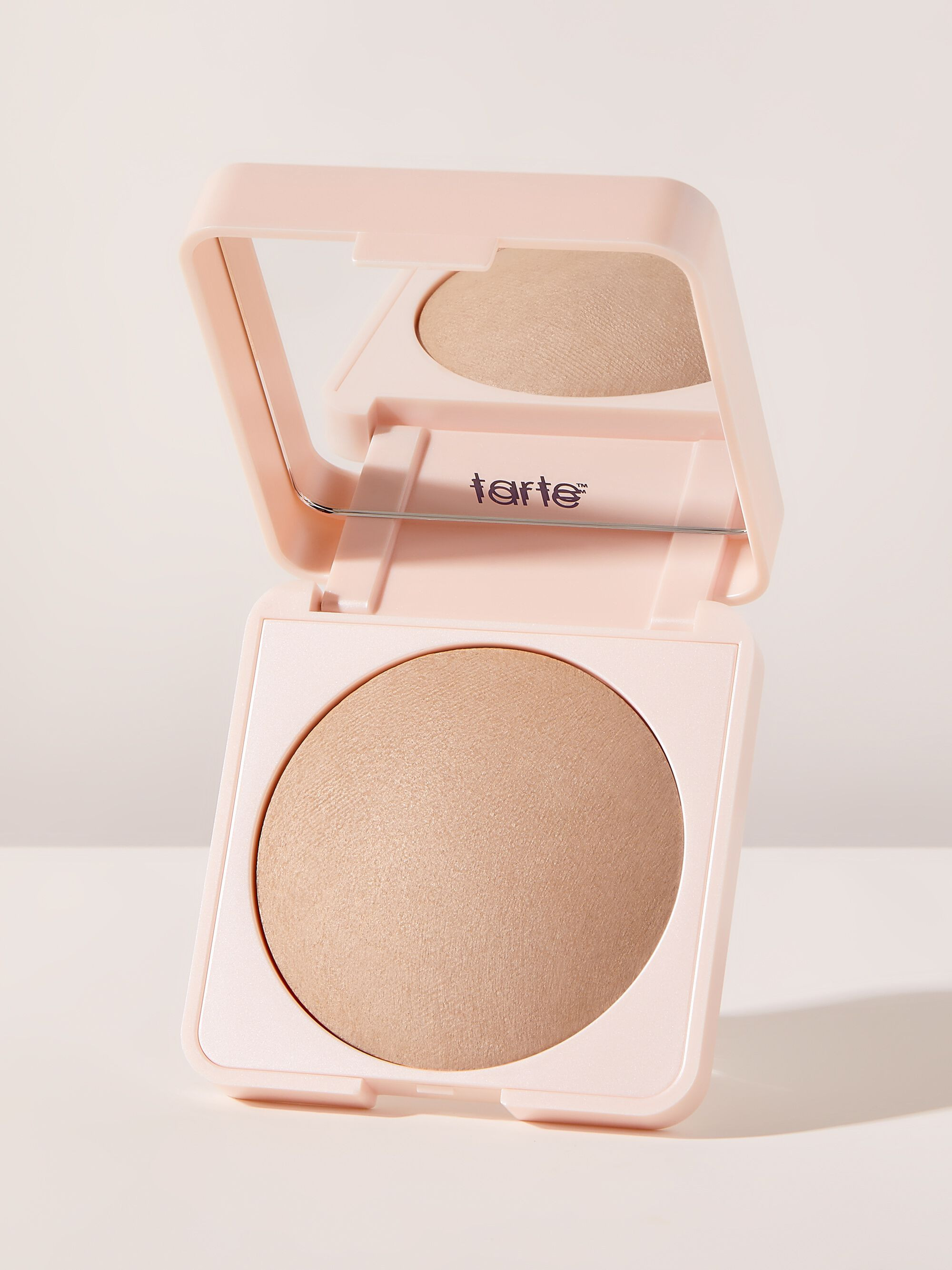 Amazonian clay radiant baked setting powder | tarte cosmetics (Global)