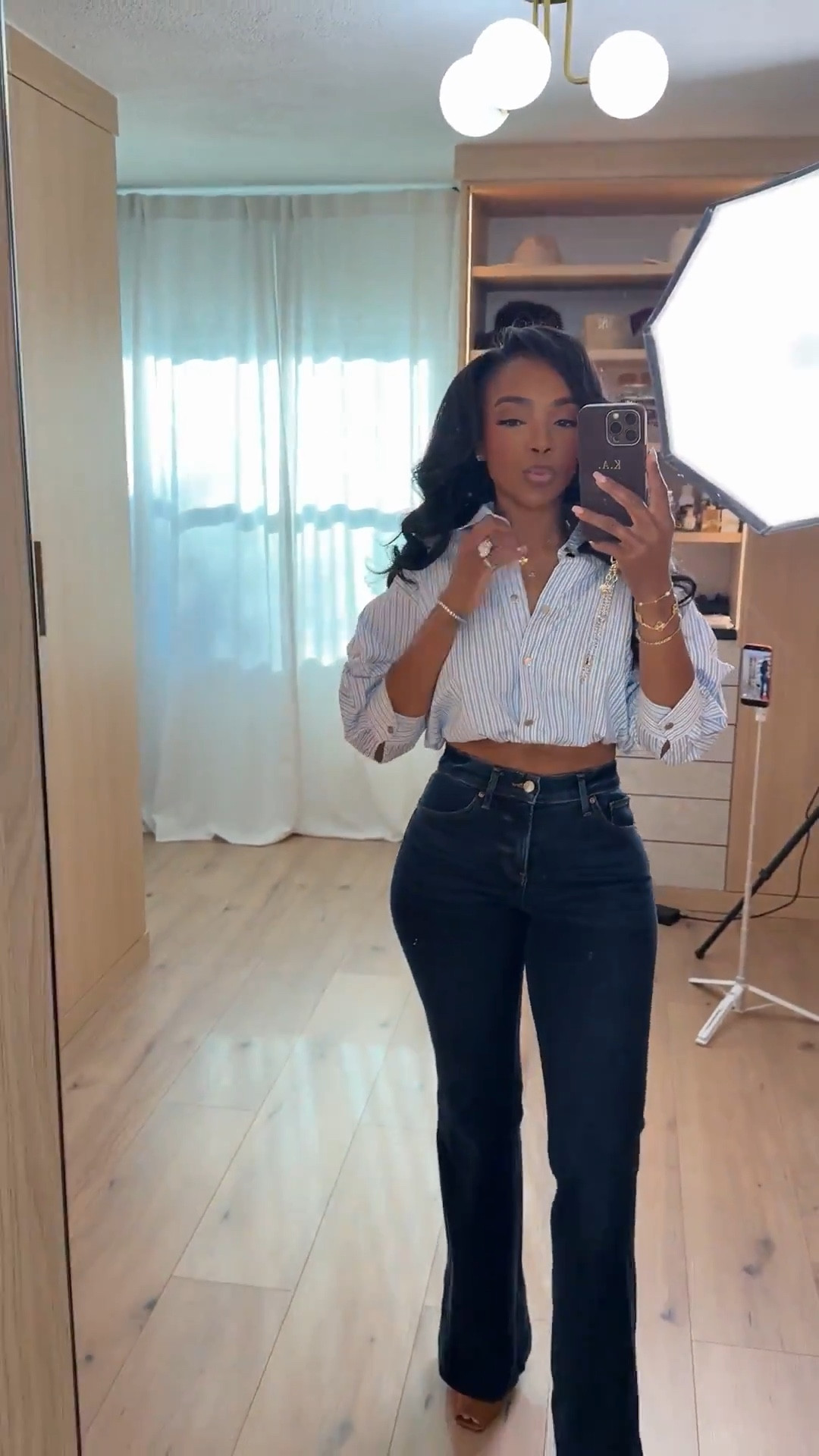 Scroll to shop!  
Crop top baddie paired with a darn  denim combo perfect for brunch or a casual day out. 

#LTKPetite #LTKootd #LTKdayinmylife