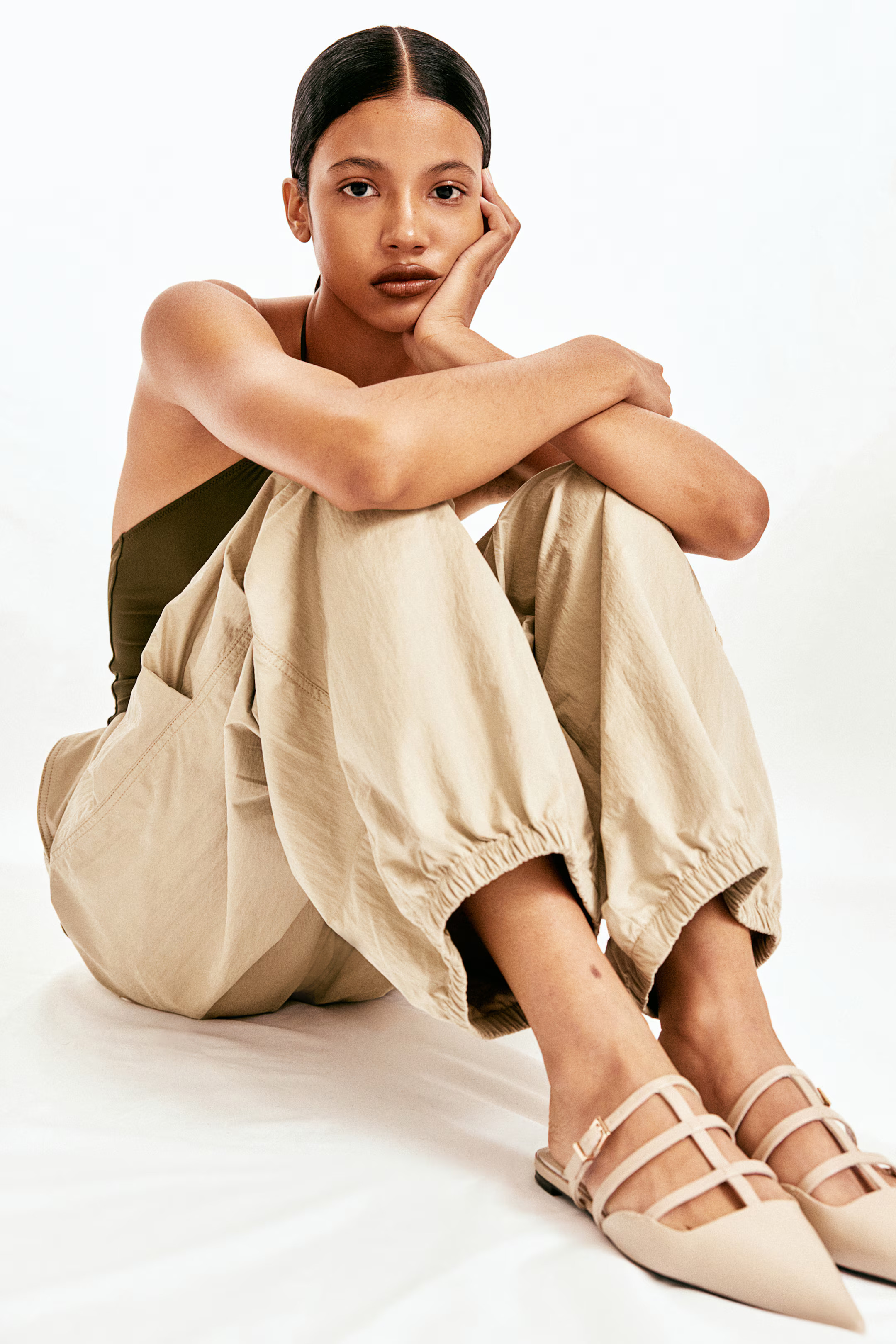 Parachute Pants - Khaki beige - Ladies | H&M US | H&M (US + CA)