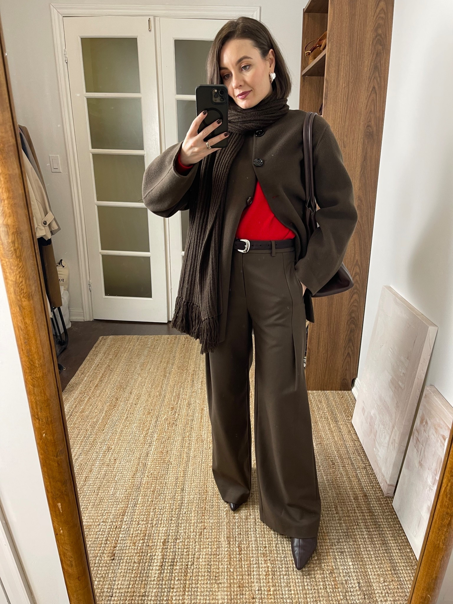 Brown and a pop of red!

Scarf coat (s), brown pleated trousers (xs), red cashmere sweater (xs)

Fabrique - sansha15 for new customers, sansha10 for returning customers

#LTKSeasonal #LTKWorkwear #LTKootd