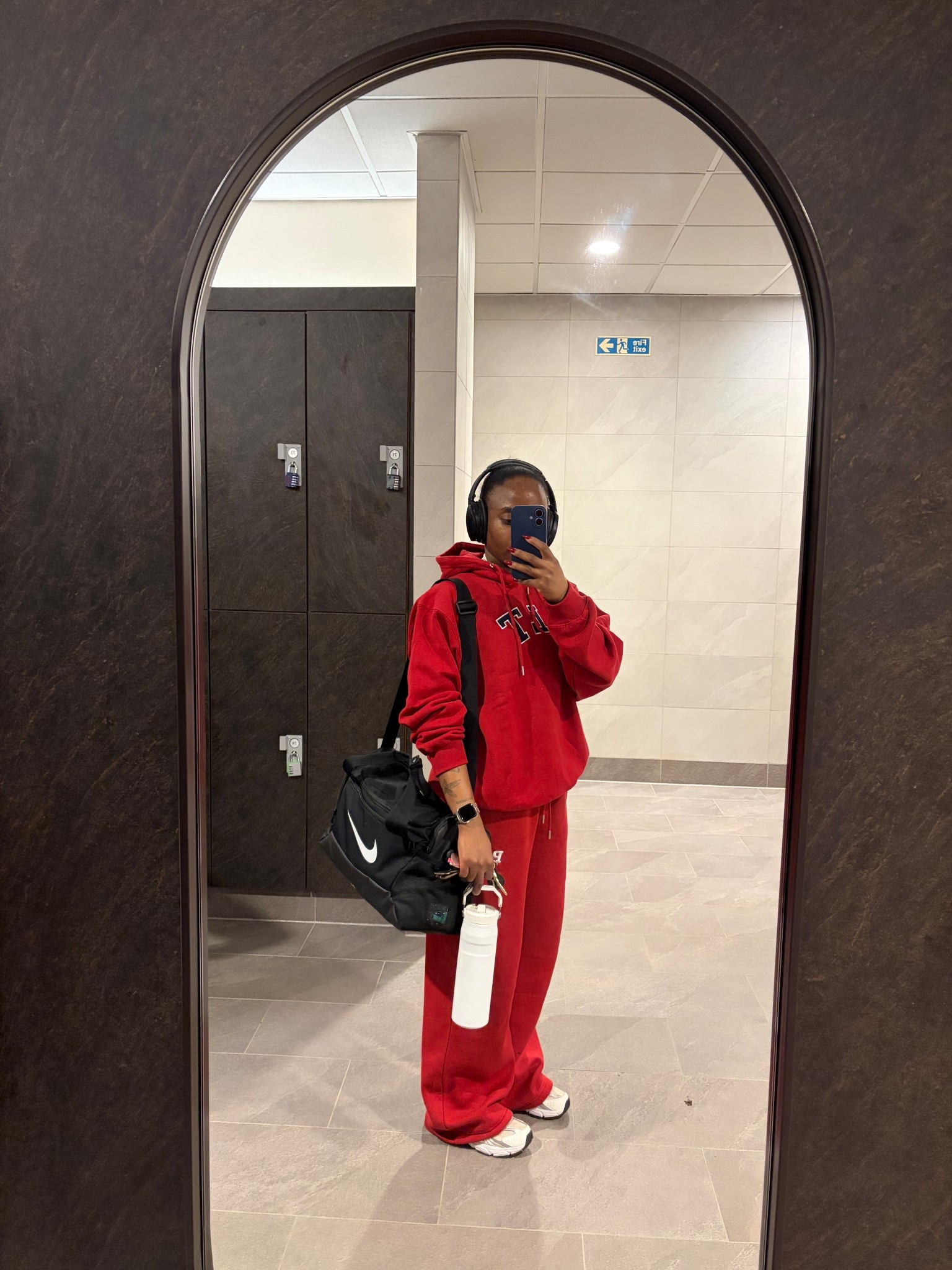 Red tracksuit 

#LTKuk #LTKfitness