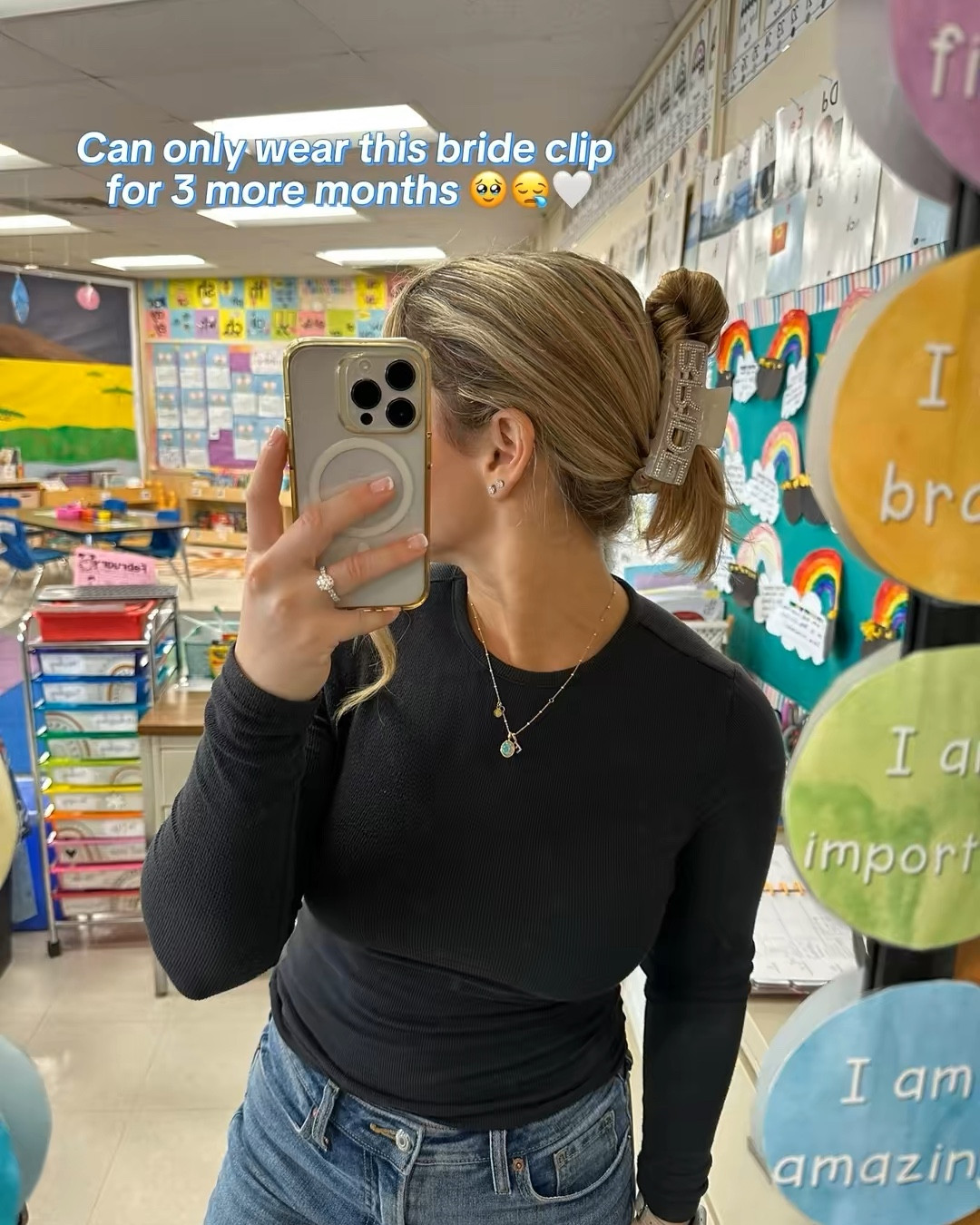 This Bride claw clip is the perfect accessory in my bridal era 💍🤍

#LTKWedding #LTKootd #LTKBeauty