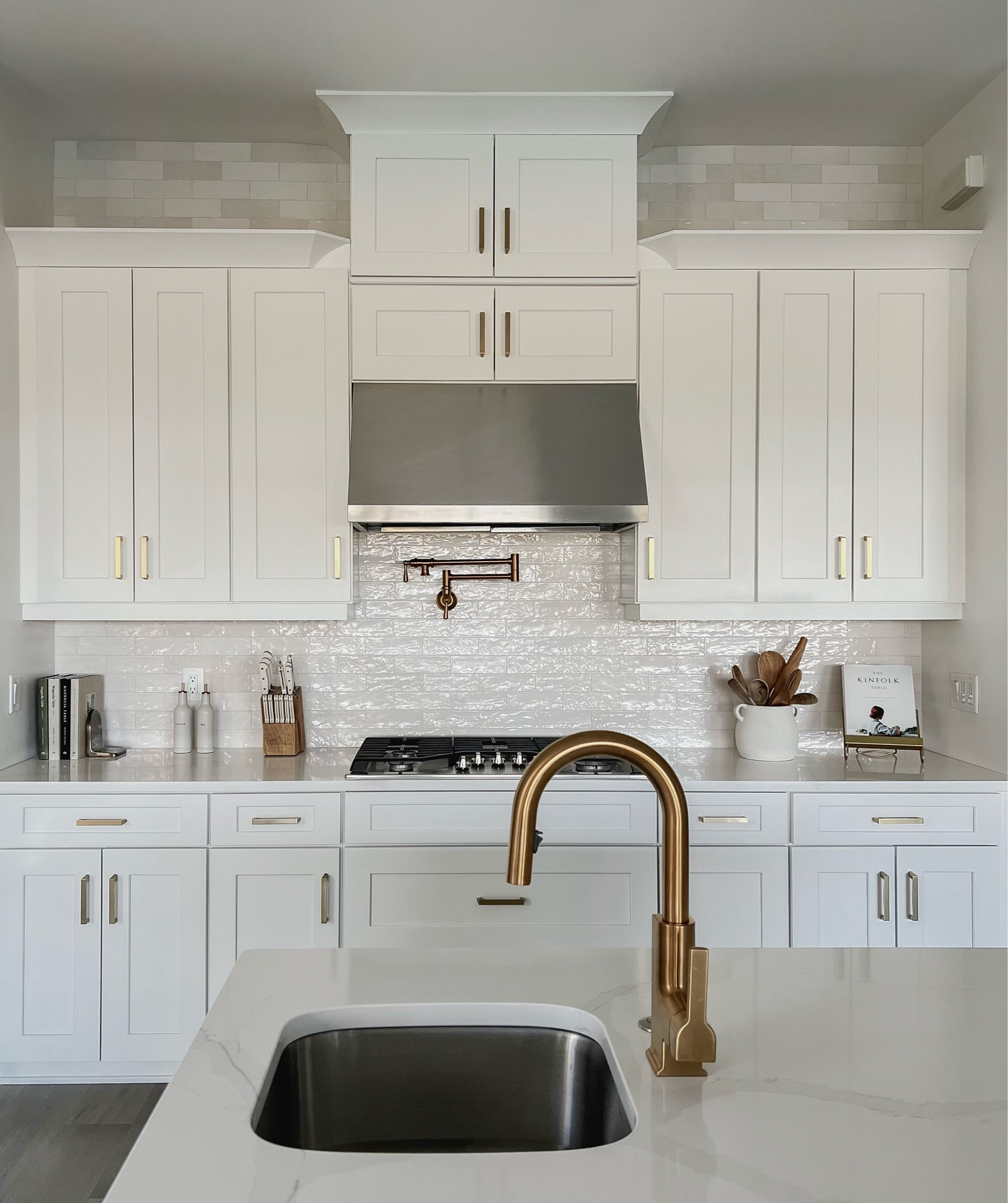 I found the perfect affordable zellige tile! 

* On sale for $7.65/sq.ft.
* ﻿﻿Handmade look
* ﻿﻿Glazed finish with a tonal palette




#thehomedepot #walltile #backsplash #kitchen #kitchendecor #homedecor #organicmodern 

#LTKhome