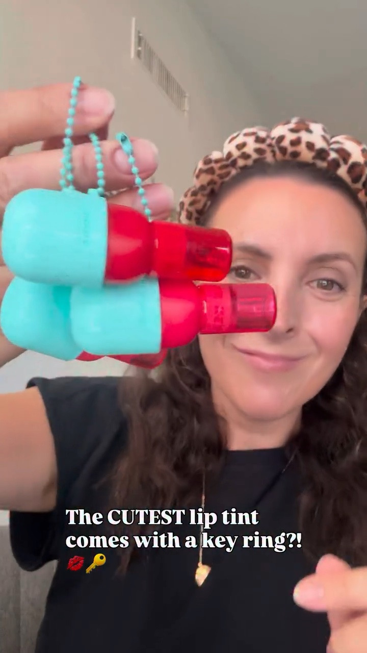 This might be one of the cutest lip tints I’ve ever seen! 💋🔑

The @immeme_official Color Key Ring Water Gel Tint comes with an actual key ring, so you can clip it onto your keys or bag and have your lip color with you wherever you go.

I’m wearing My Cherry, and I also swatched Red Lover and Pink Attack so you can see all three shades. 🍒

The water-gel texture feels so juicy going on, and I love that it leaves behind a beautiful stain that holds up so well.

Which shade would you pick? 👀💕

#LTKOver40 #LTKgrwm #LTKBeauty