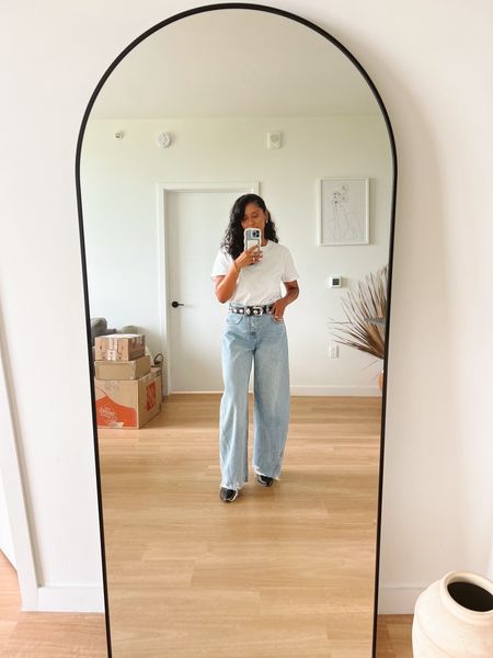 Wearing the everyday T-Shirt. I absolutely love the fit. I need to get it in black. 
Size: small

Jeans fit amazing. Love the ballon detail to them. Size: 25 (run big) I size down.

Belt is very stylish and goes with a lot. 