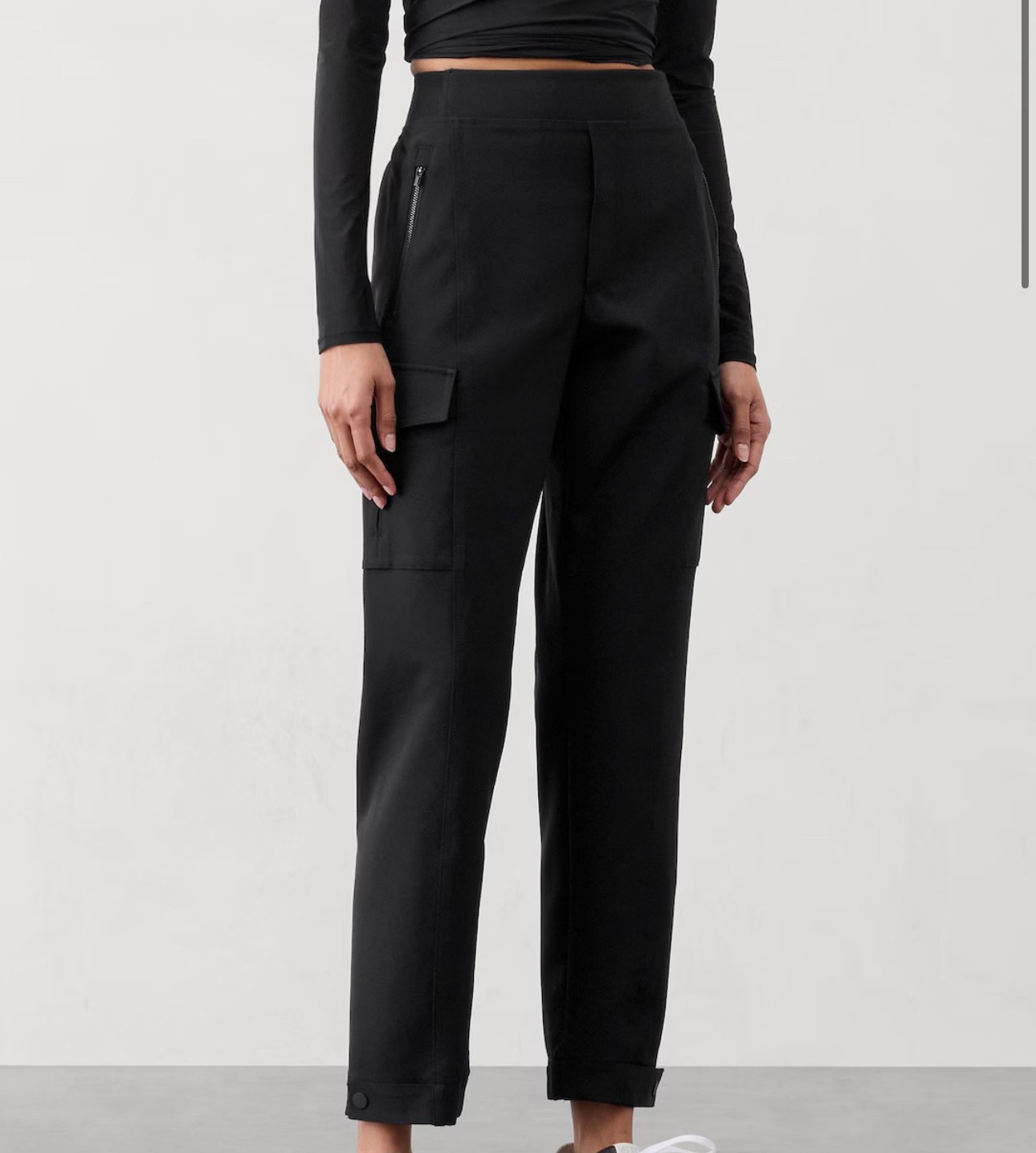 ENDLESS HIGH RISE CARGO PANT- his pants are great for working out, traveling, just the day today. So incredibly comfortable.

#LTKFindsUnder100 #LTKActive #LTKTravel