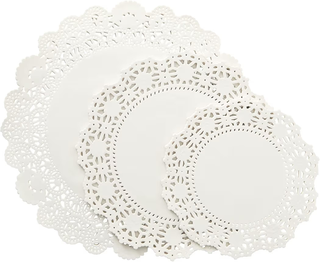 Juvale Paper Doilies - 150 Pack Round Lace Doilies for Tables - Assorted Sizes 6.5"/8.5"/10.5", W... | Amazon (US)