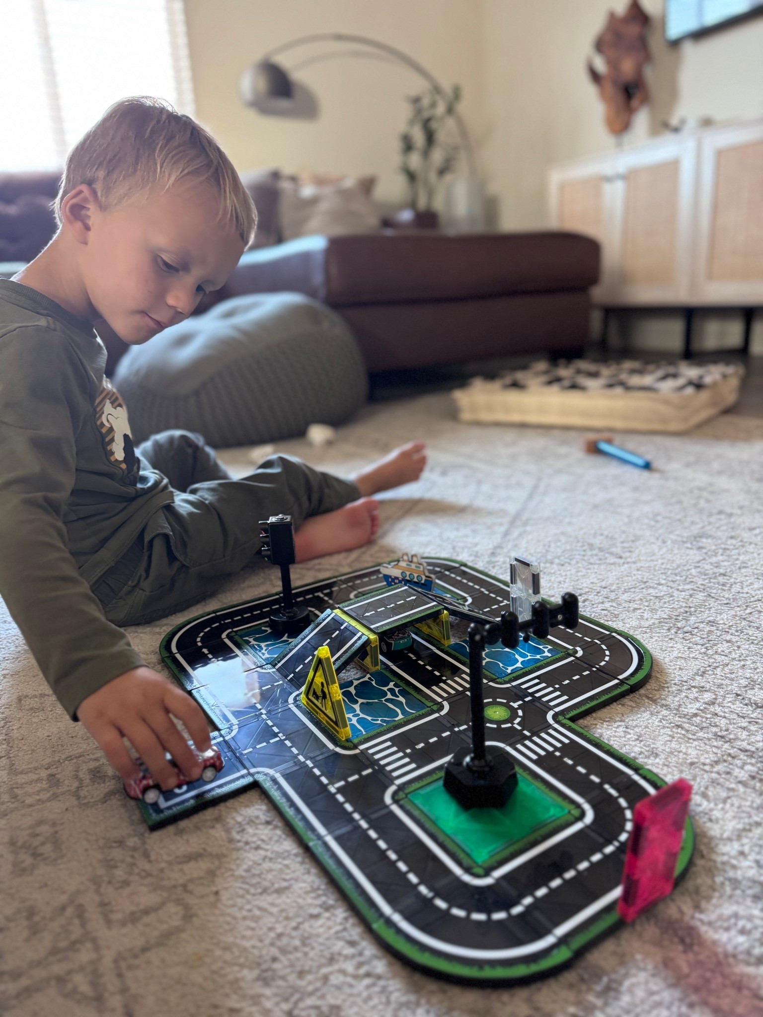 Extra fun magnetic tiles road set! Makes a great toddler valentine gift idea for kids who love to imagine and build! 


#LTKKids #LTKValentine #LTKmomlife