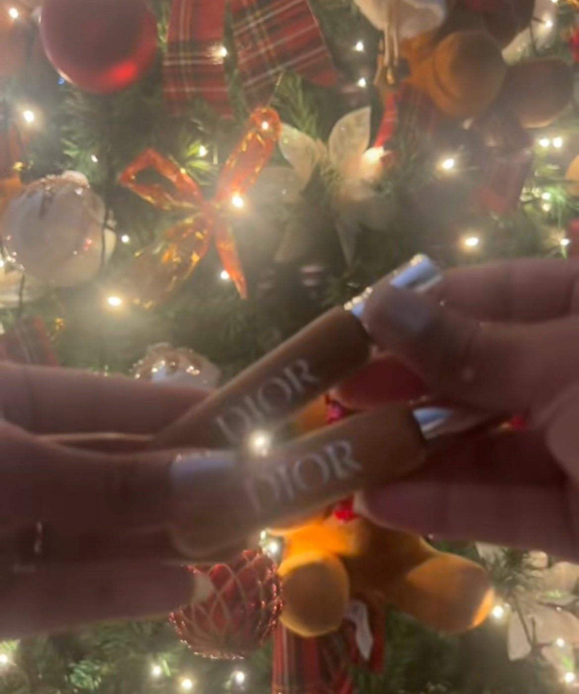 Dior Backstage Face & Body Flash Perfector Concealer delivers instant perfection. The texture is lightweight, blends effortlessly and gives full yet natural coverage. It brightens, corrects and sculpts with precision, leaving the skin looking fresh, smooth and flawless. A true backstage result made for everyday life with minimal effort.


#DiorBackstage #DiorBeauty #Concealer #MakeupEssentials #FlawlessSkin #BeautyRoutine

#LTKeurope #LTKgiftguide #LTKuk