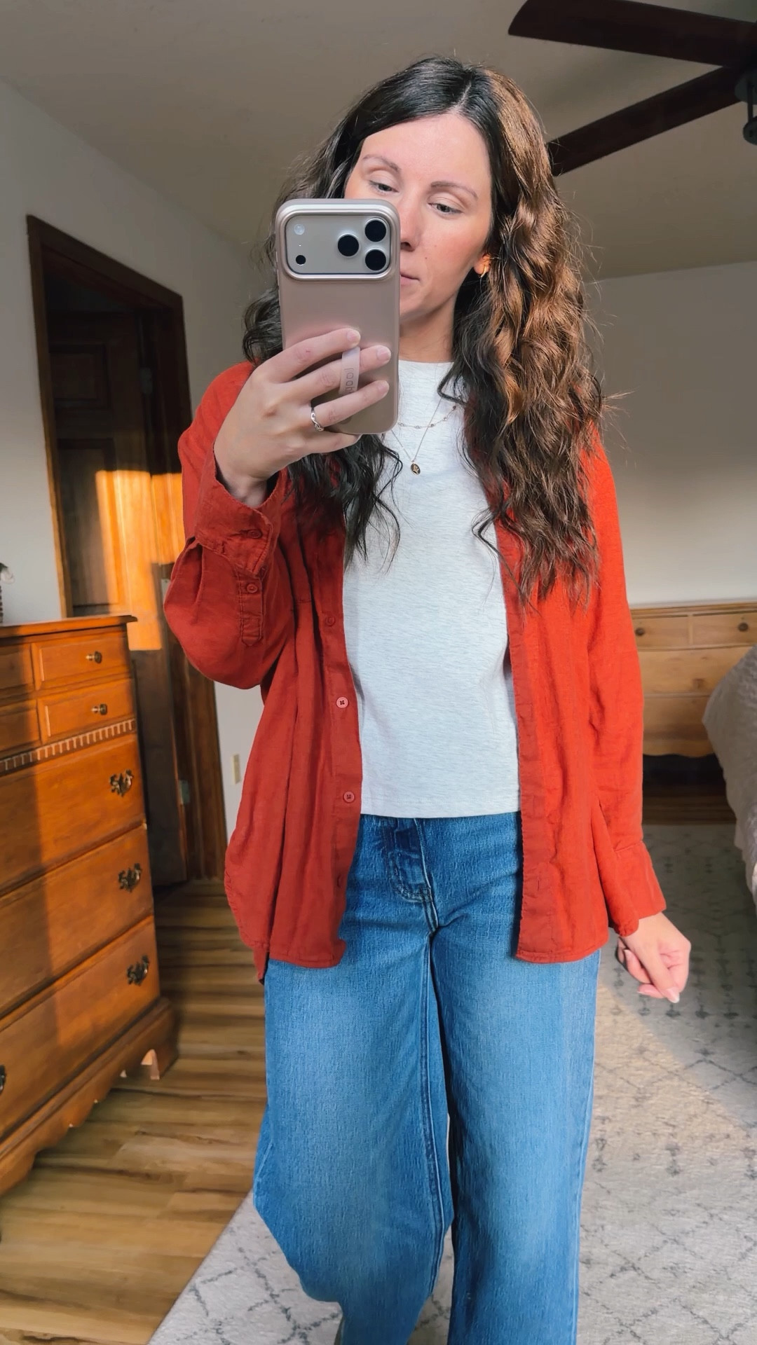 wearing size small in this tee (100% cotton!), small petite in my linen button up (would prefer regular small—sleeves are kind of short), and 24 in the 26” inseam in my jeans. My clogs are size 6!



#LTKPetite #LTKootd #LTKgrwm