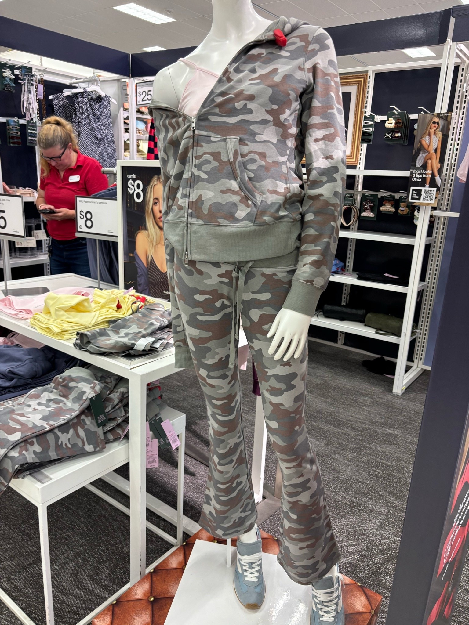 Camo set
Hoodie and pants

#LTKSeasonal #LTKOver40 #LTKootd