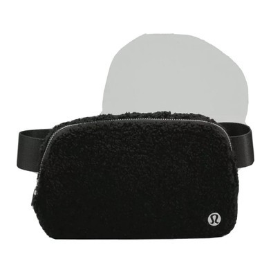 Lululemon everywhere fleece belt bag, Black,  Sherpa NWT | eBay AU